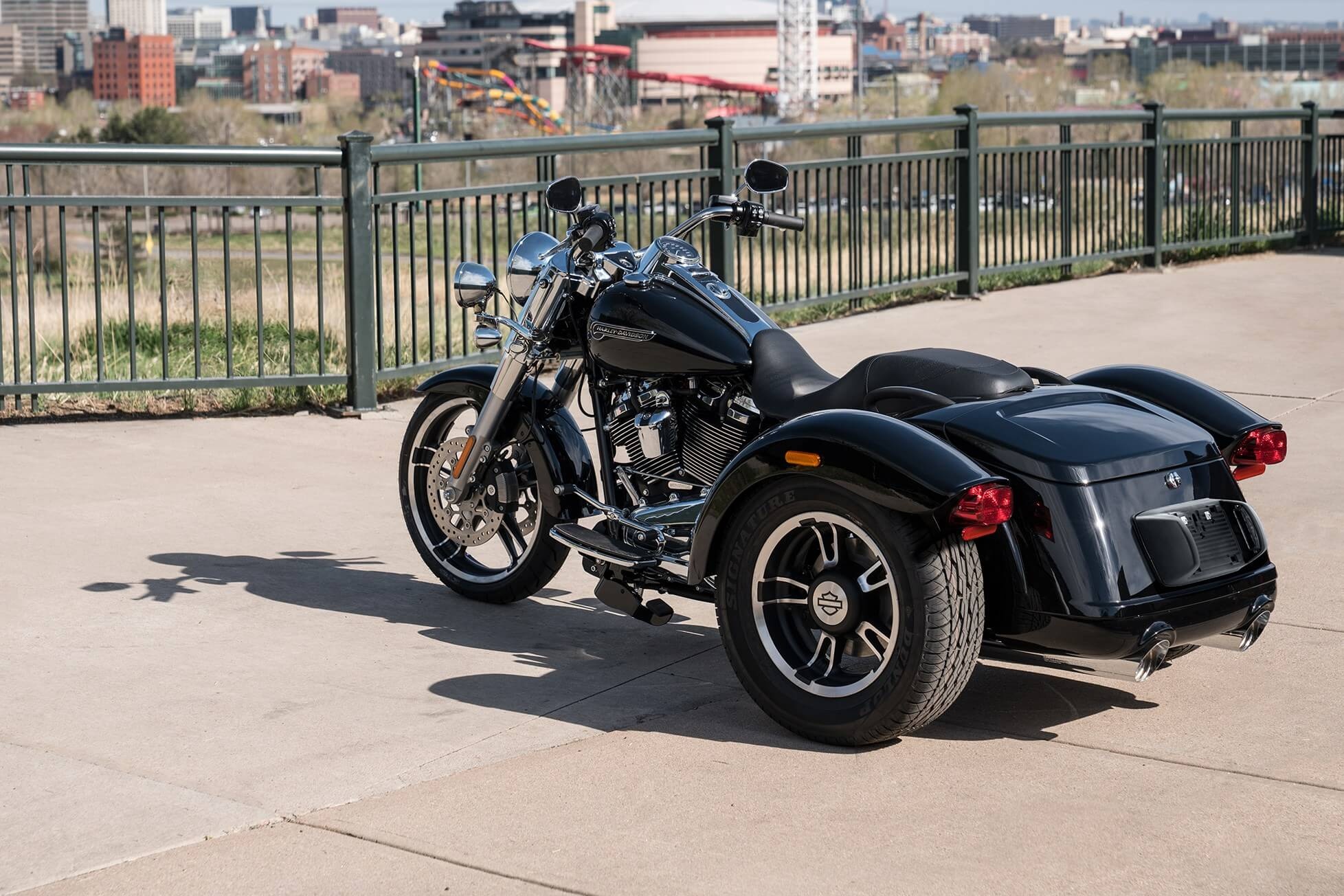 Harley-Davidson Freewheeler, Coronado beach, Harley Davidson, Auto, 1960x1310 HD Desktop