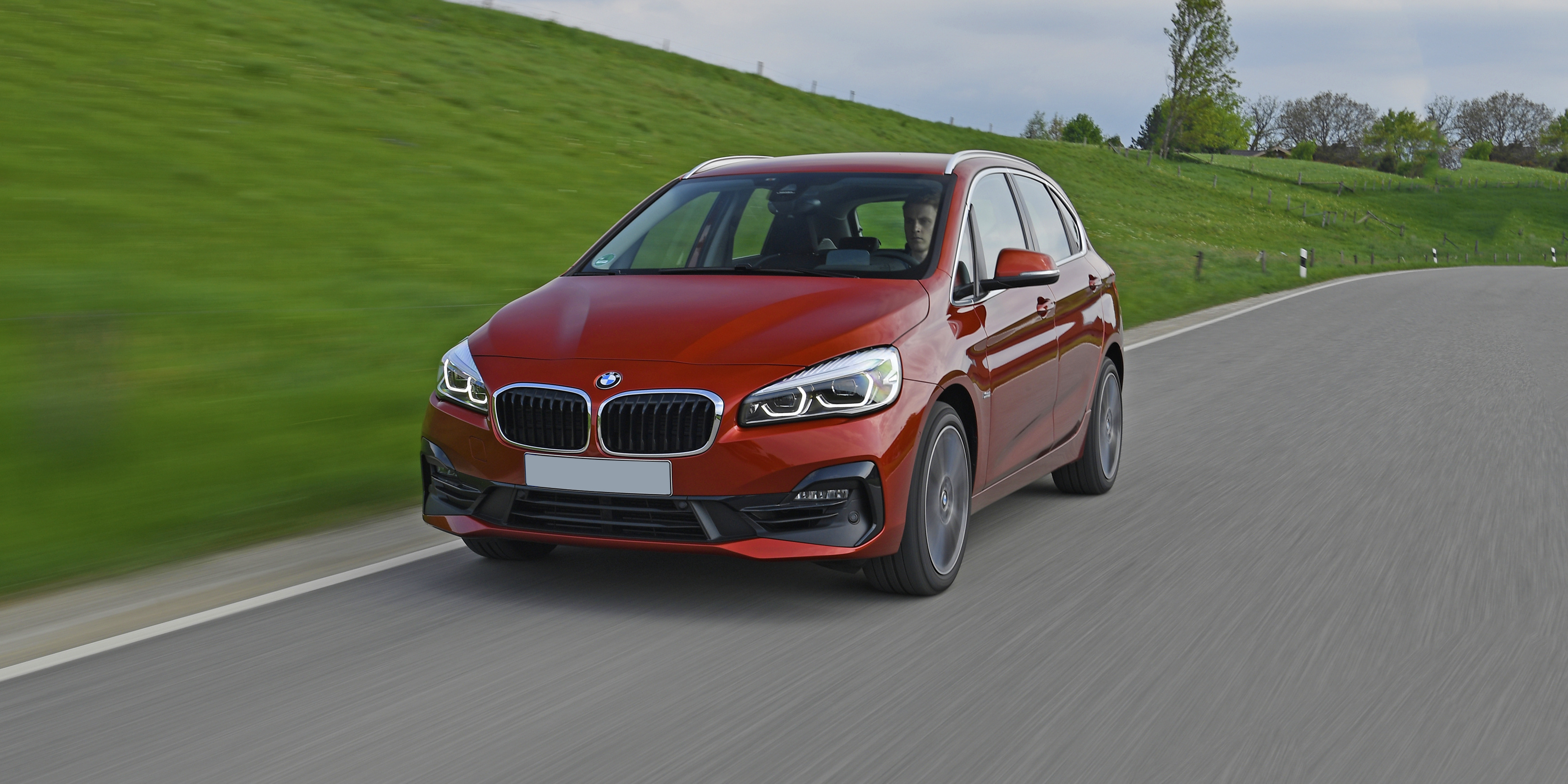 BMW 2 Series, Active Tourer, 2022 Specs, Pricing, Driving Experience, 3430x1710 Dual Screen Desktop