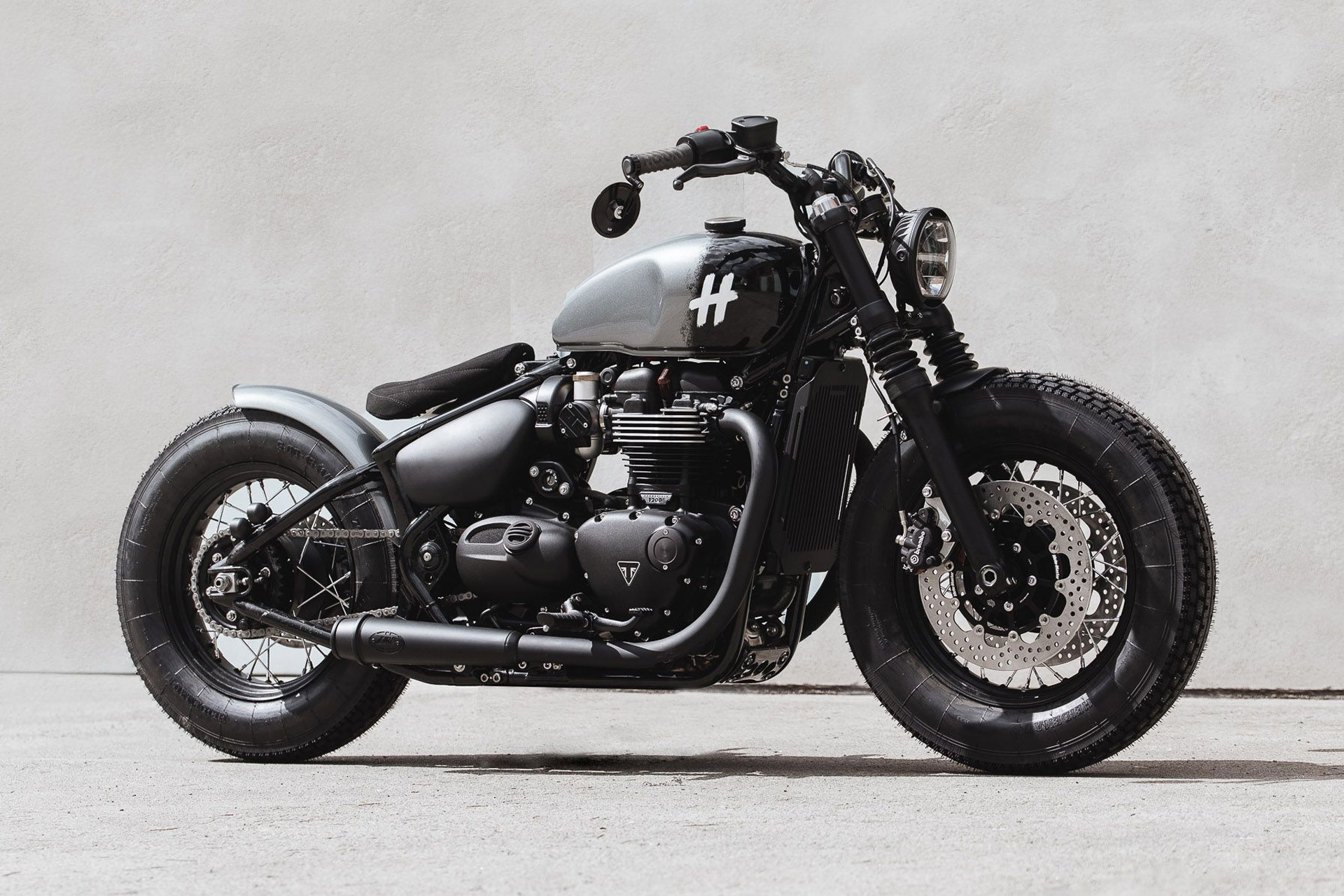 Triumph Bobber, Hookie Co Black Orca, Uncrate, 1920x1280 HD Desktop