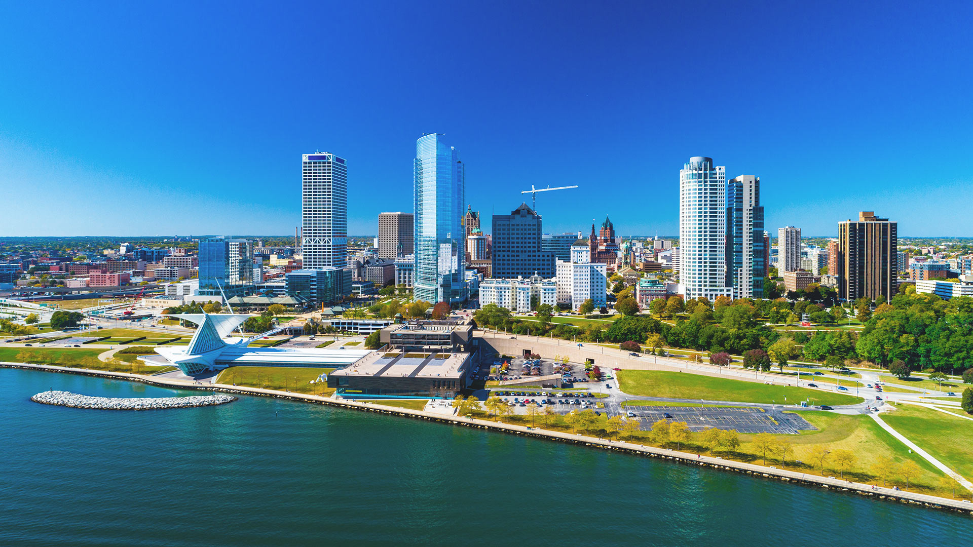Milwaukee Skyline, Weekend Guide, 1920x1080 Full HD Desktop