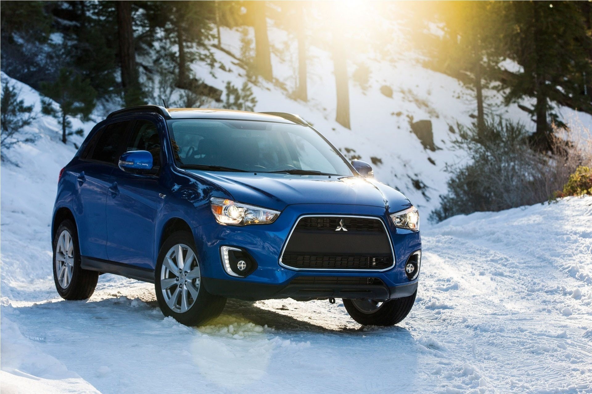 Mitsubishi Outlander, Crossover model, Enhanced wallpaper, Superior performance, 1920x1280 HD Desktop