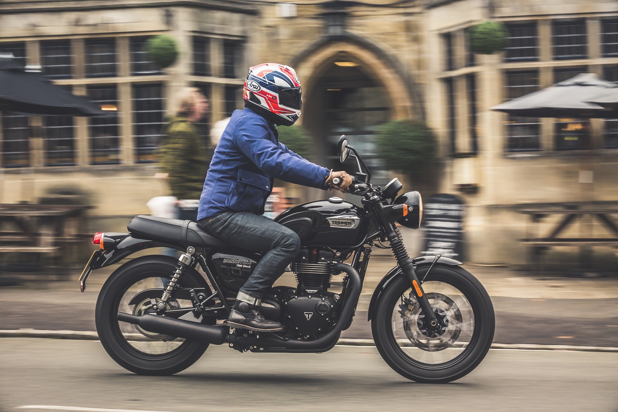 Triumph Bonneville T100, Review, Visordown, 2080x1390 HD Desktop