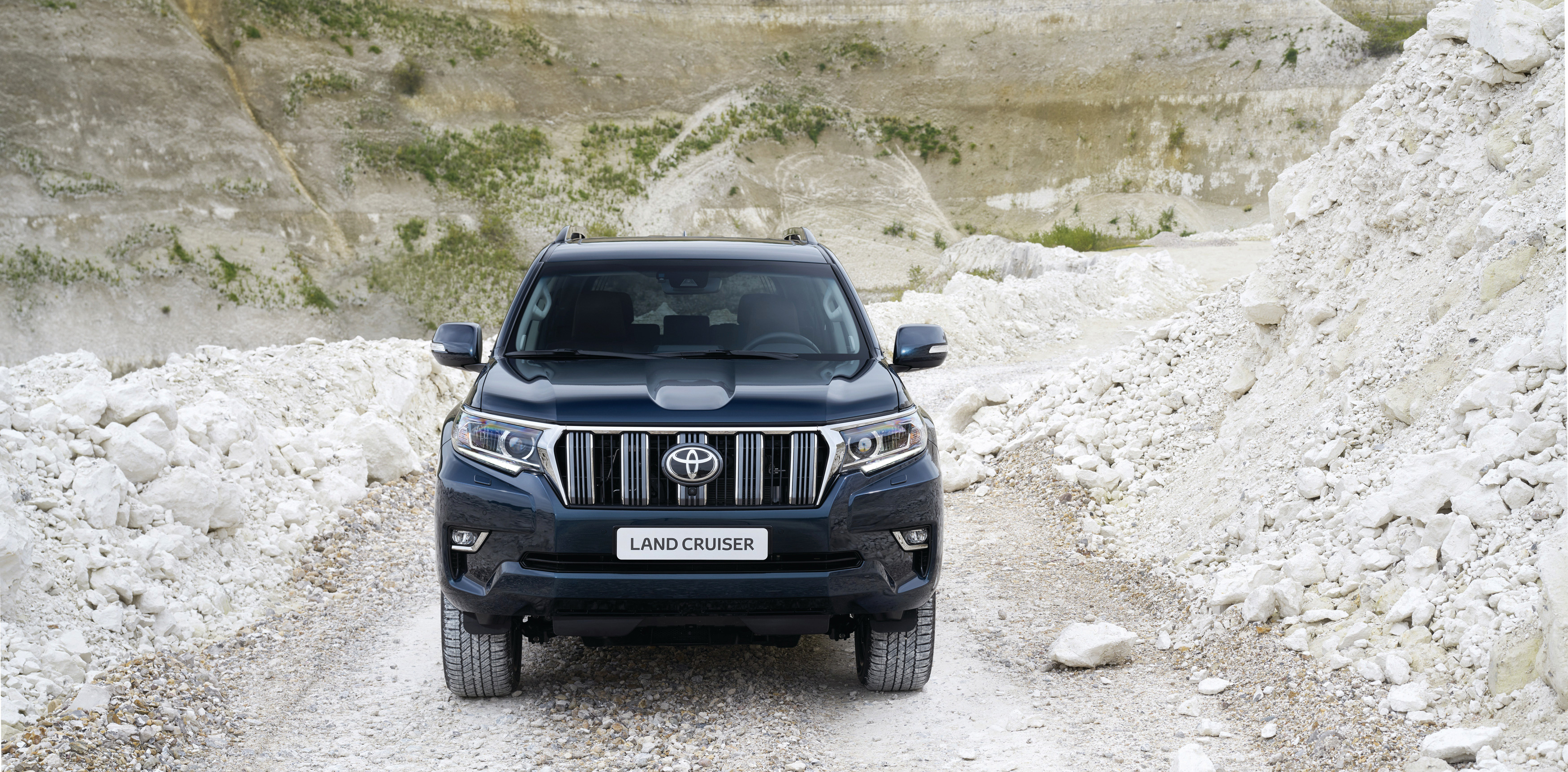 Prado 2017, Toyota Land Cruiser Wallpaper, 3500x1730 Dual Screen Desktop