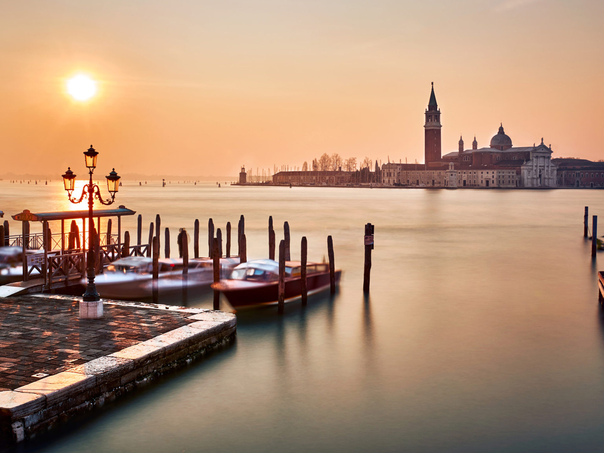 Venice Italy, Sunset at Piazza San Marco, Beautiful landscape, HD wallpapers, 1920x1440 HD Desktop