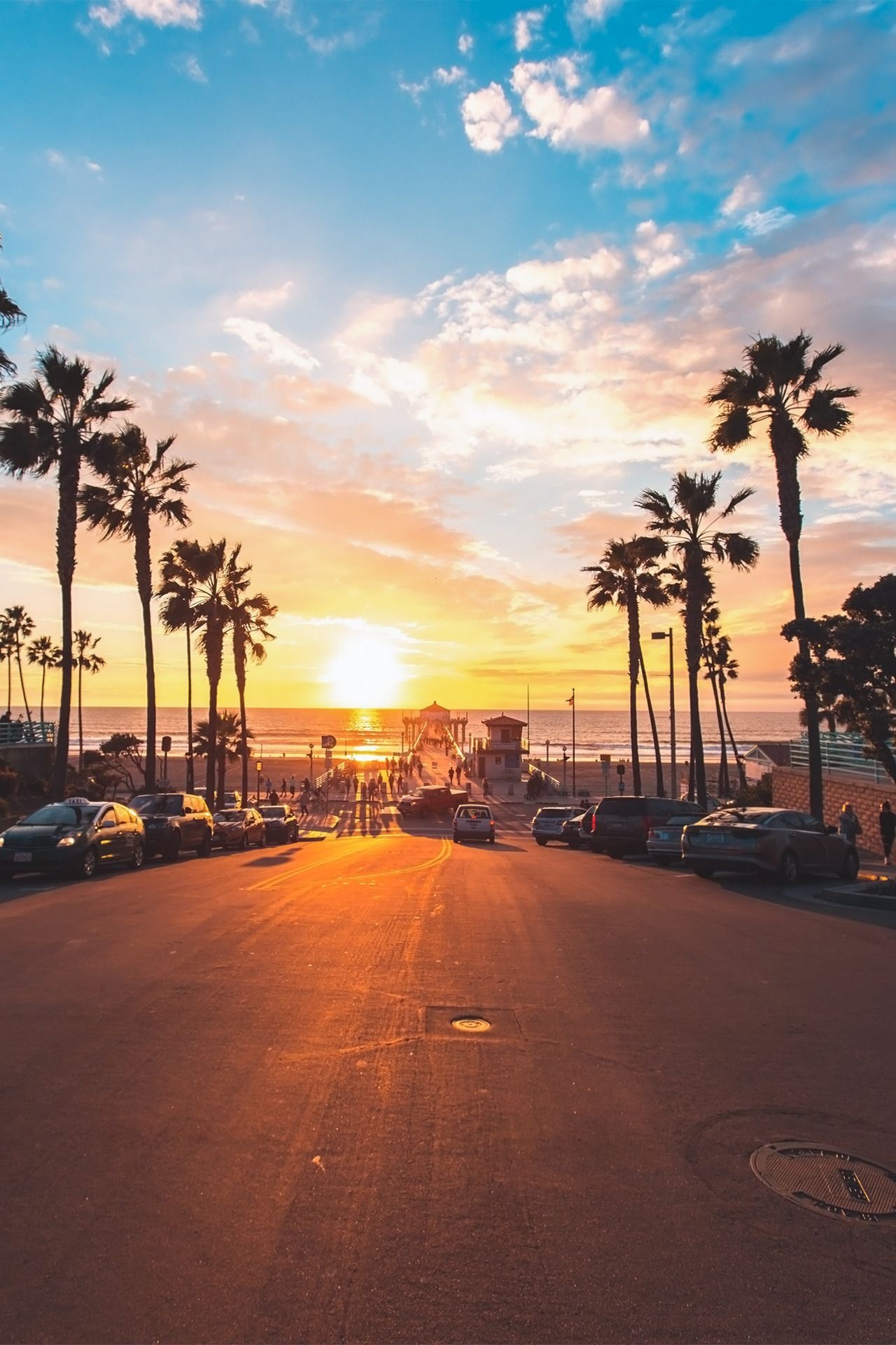 California, Beach sunset wallpapers, Mesmerizing colors, Tranquil setting, 1280x1920 HD Phone