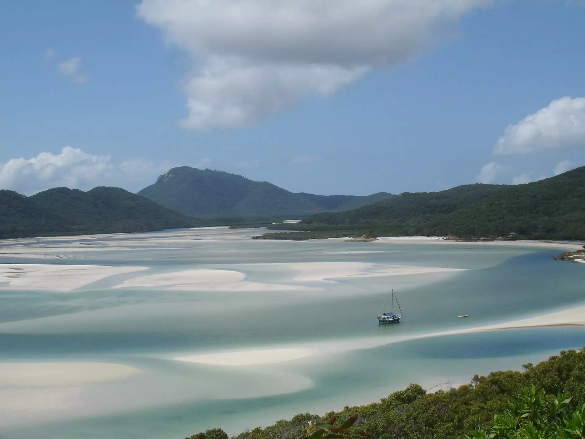 Whitsunday Islands, Yacht charter, Sailing adventure, Ultimate guide, 1920x1440 HD Desktop