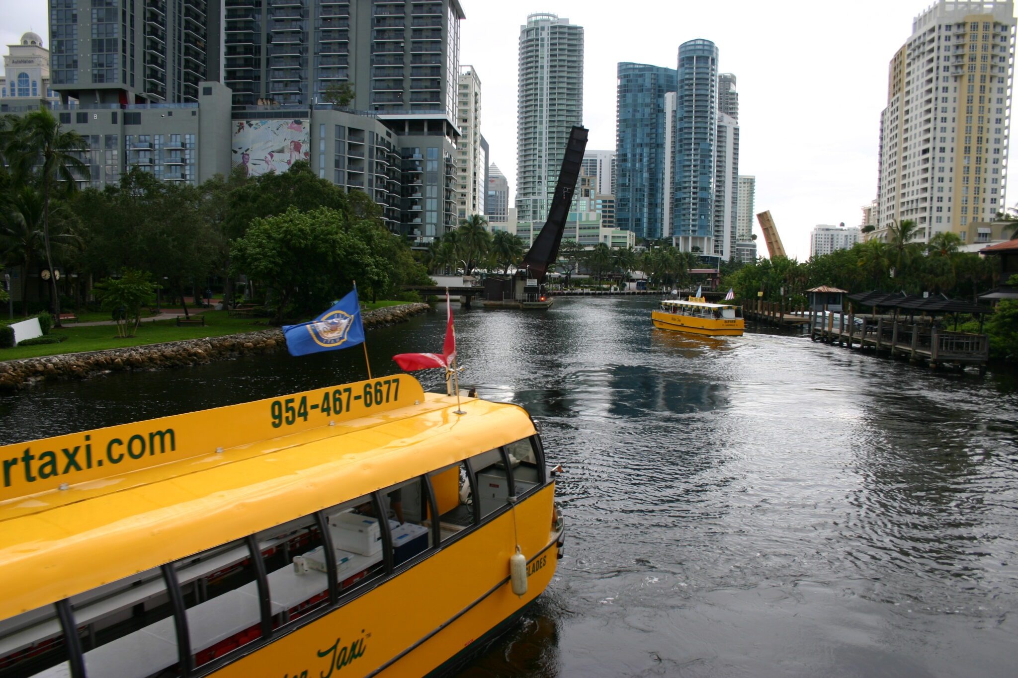 Water taxis, In the news, 2050x1370 HD Desktop