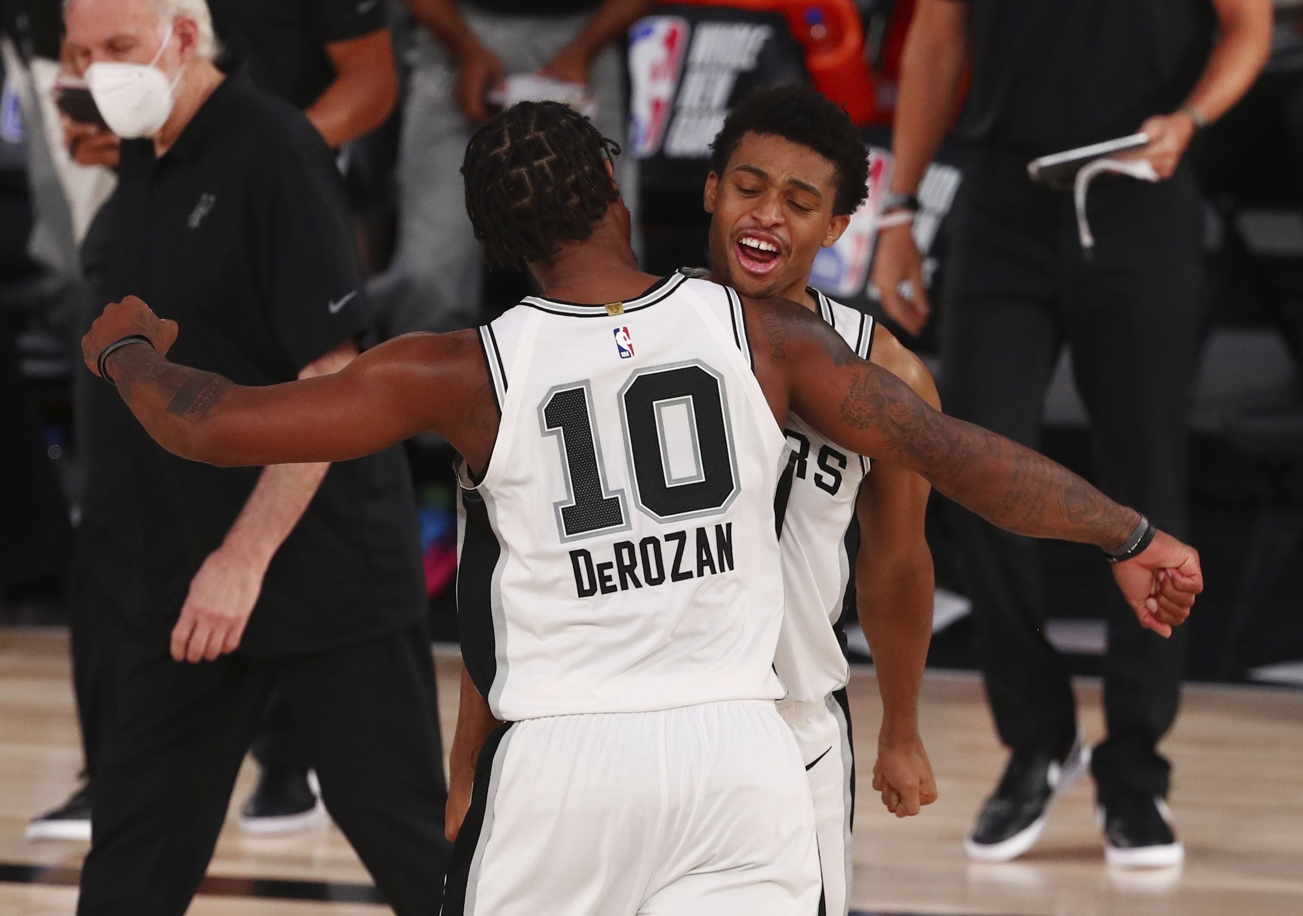 DeRozan leads Spurs, Kings matchup, Keldon Johnson, Impressive performance, 2610x1840 HD Desktop