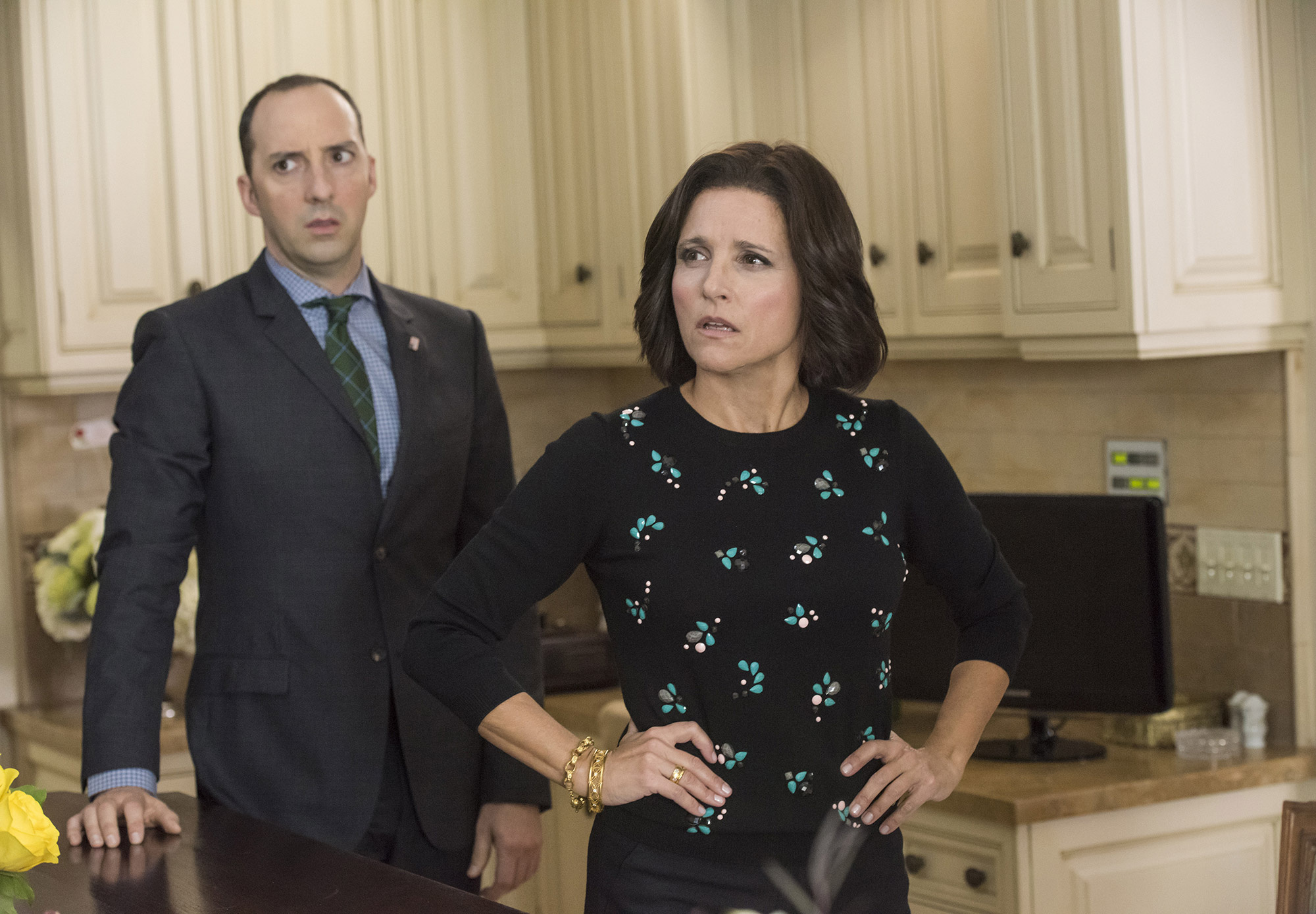 Veep review, Julia Louis-Dreyfus, Time magazine article, 2000x1390 HD Desktop