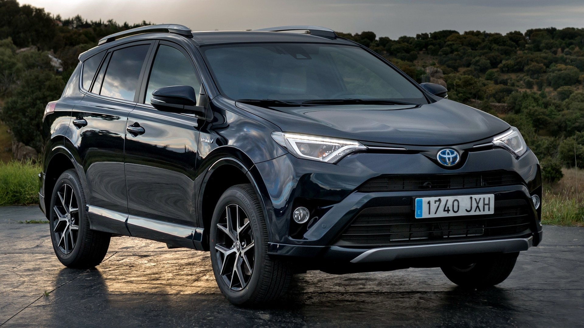 Toyota RAV4, Hybrid technology, Off-road adventure, High-quality pictures, 1920x1080 Full HD Desktop