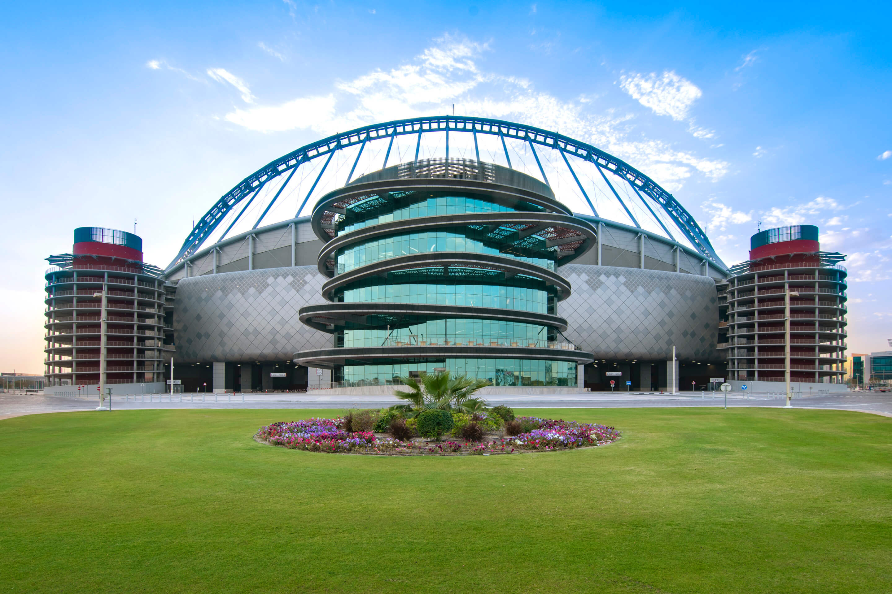 Qatar Olympic and Sports Museum, Architectural masterpiece, Sporting legacy, Interactive exhibits, 2880x1920 HD Desktop