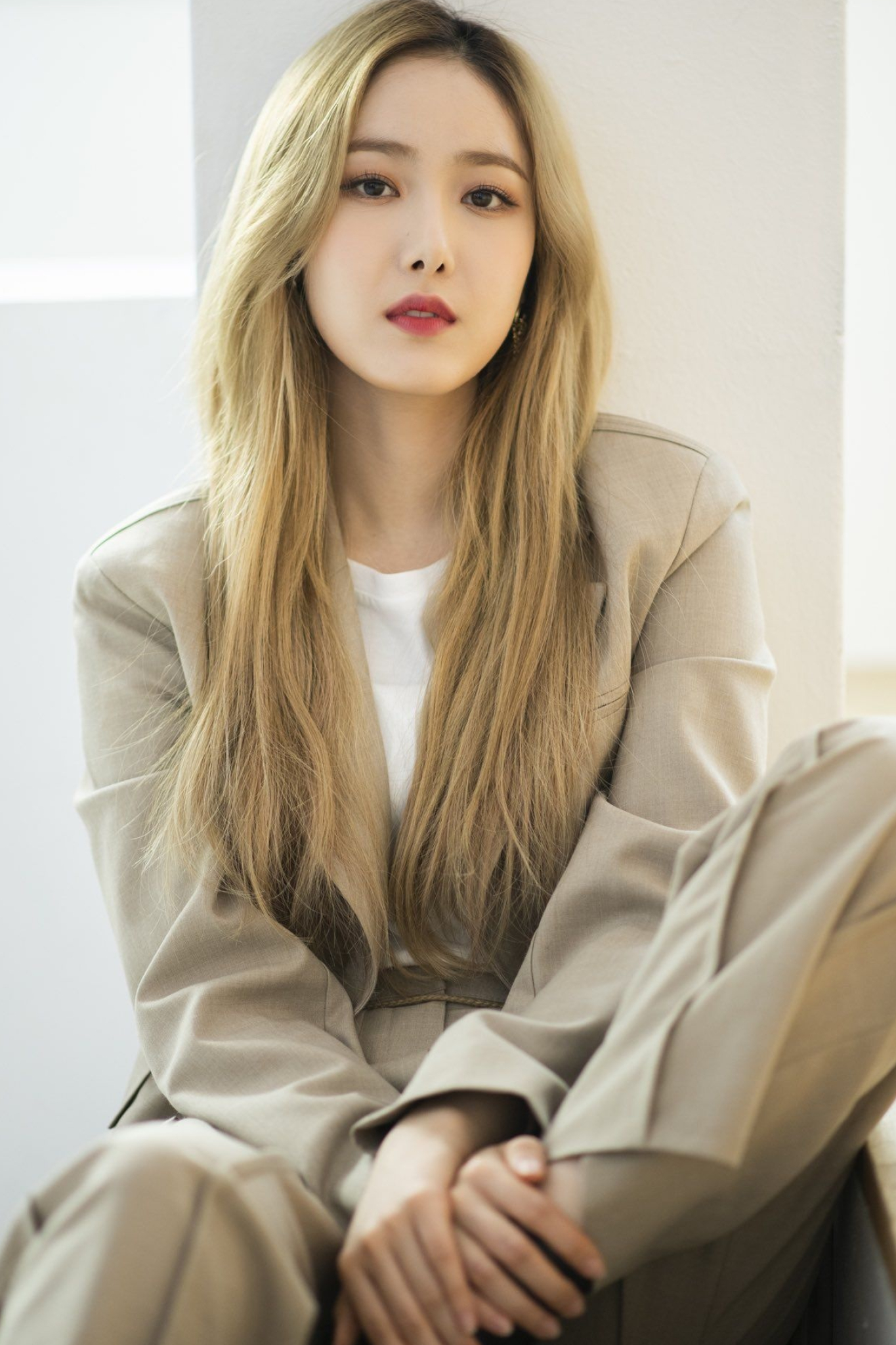 SinB music, SinB Gfriend, Korean girl group, Beauty and talent, 1370x2050 HD Phone
