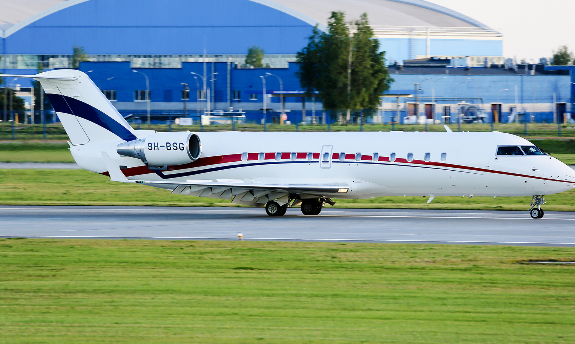 9H-BSG Blue Square Aviation Group Malta Bombardier Challenger 850 CL-600-2B19, MSN 8071 2000x1200