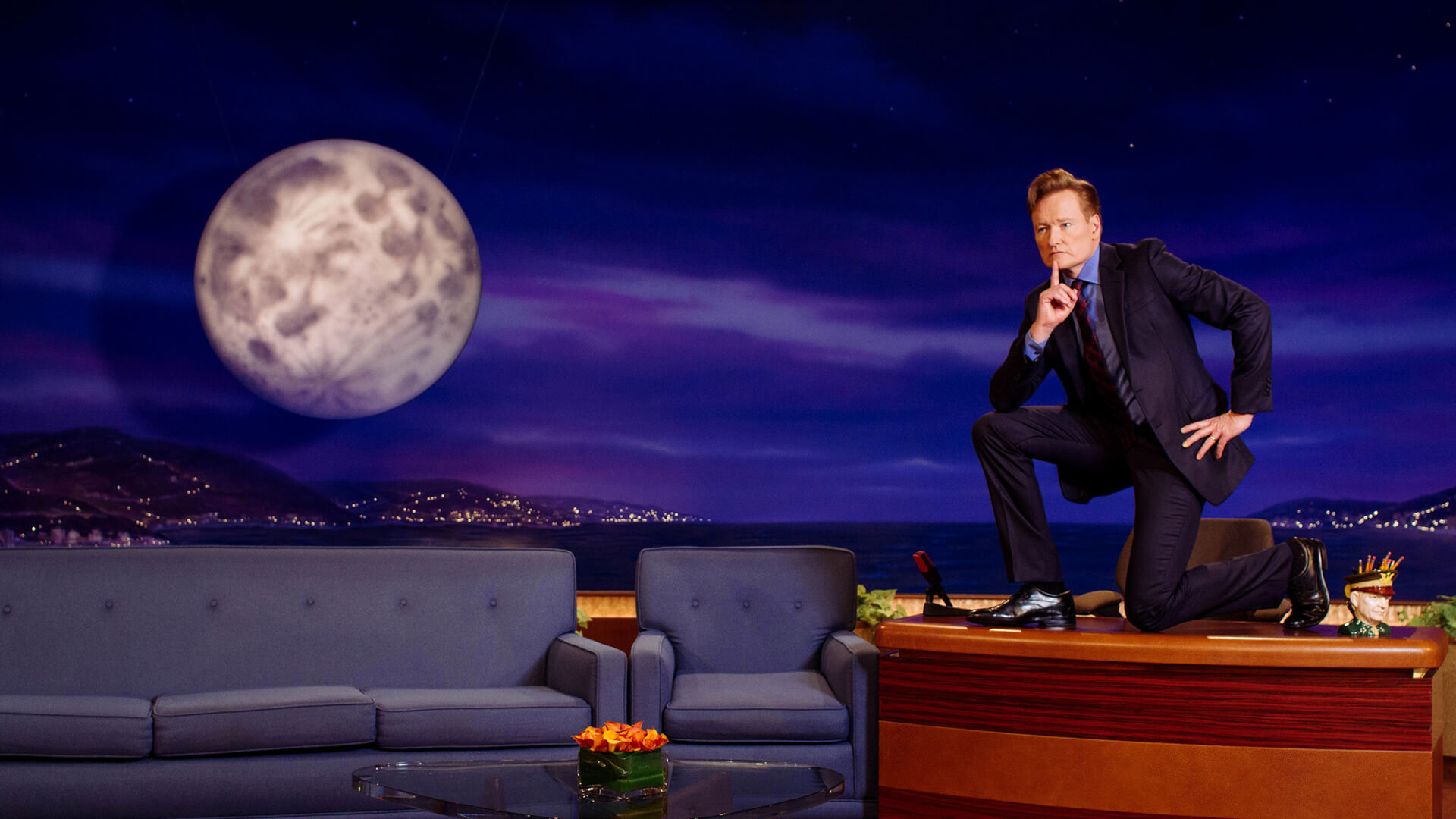 Conan O'Brien, Celebs, Simpliphi powered glowing moon, 1920x1080 Full HD Desktop