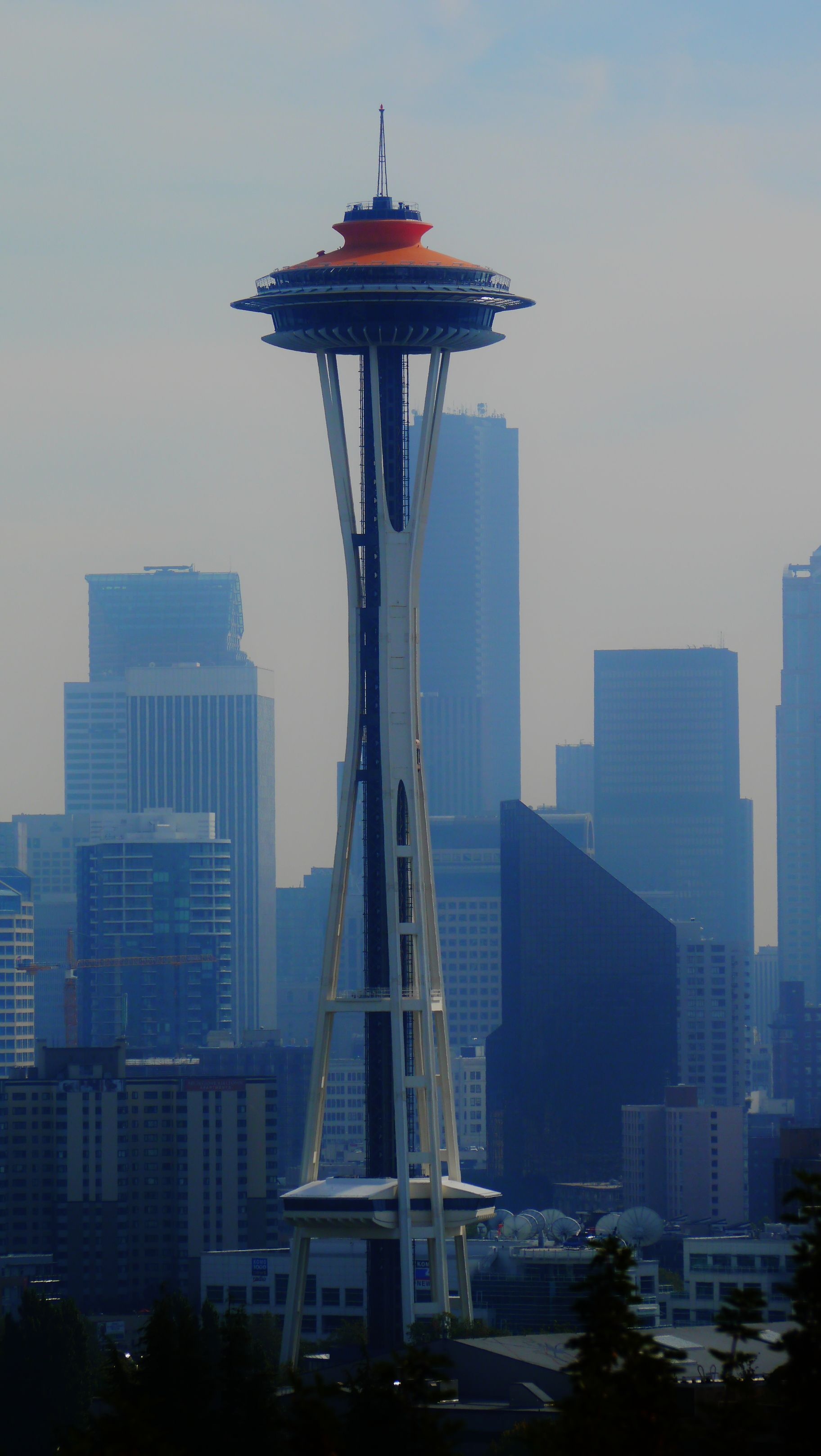 Space Needle, Seattle WA, 1830x3240 HD Phone