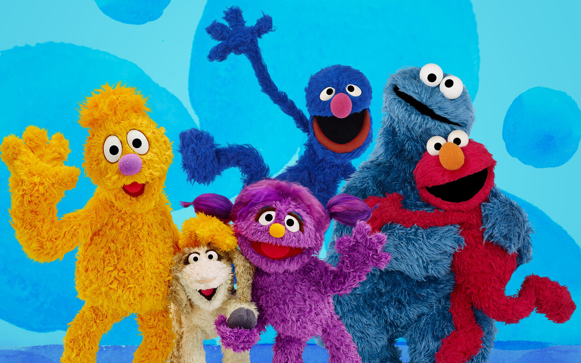 Sesame Street comforts, Support for displaced children, Syrian war aftermath, Emotional healing, 2020x1260 HD Desktop