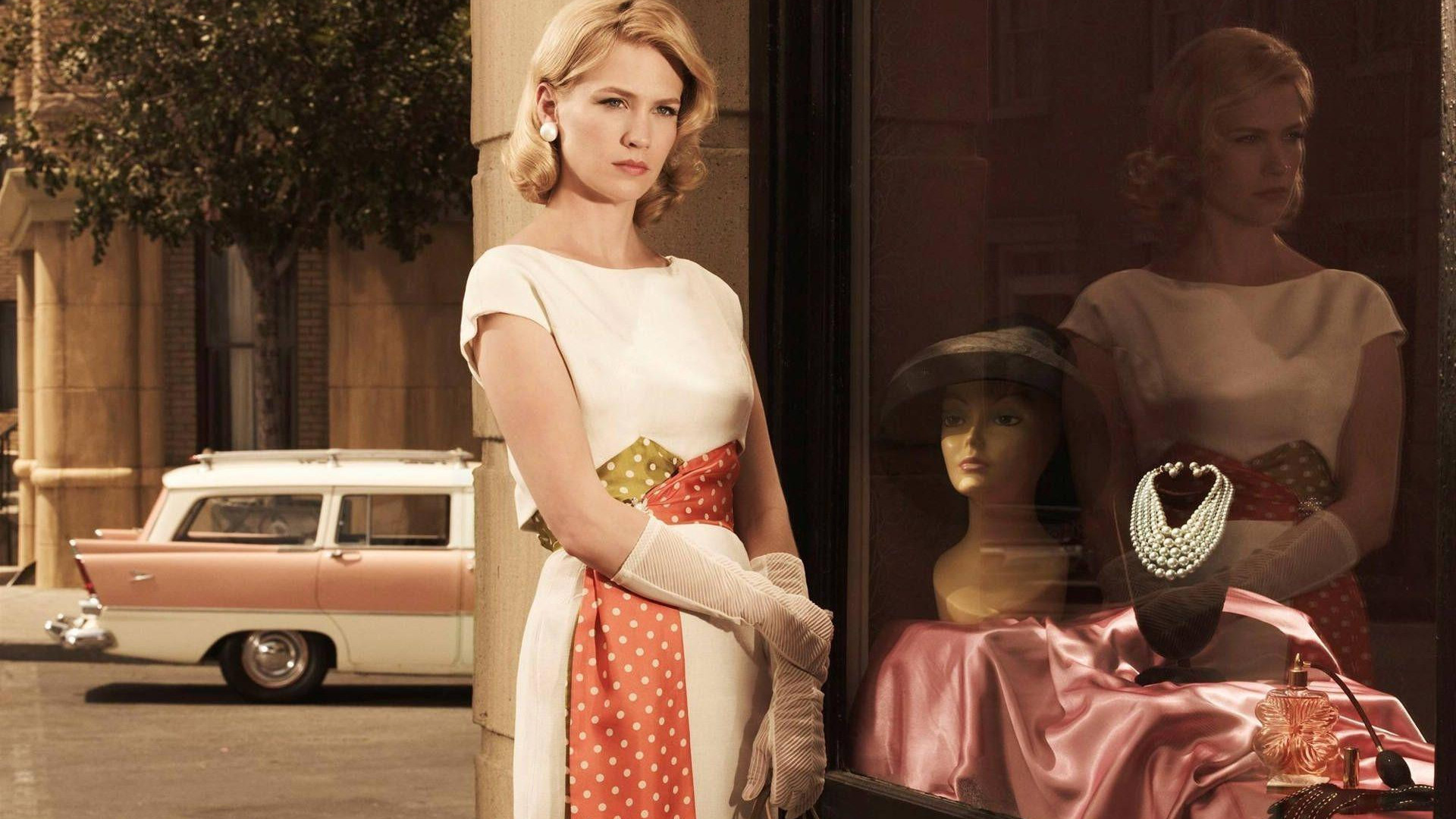 January Jones as Betty Francis, Mad Men, 1920x1080 Full HD Desktop