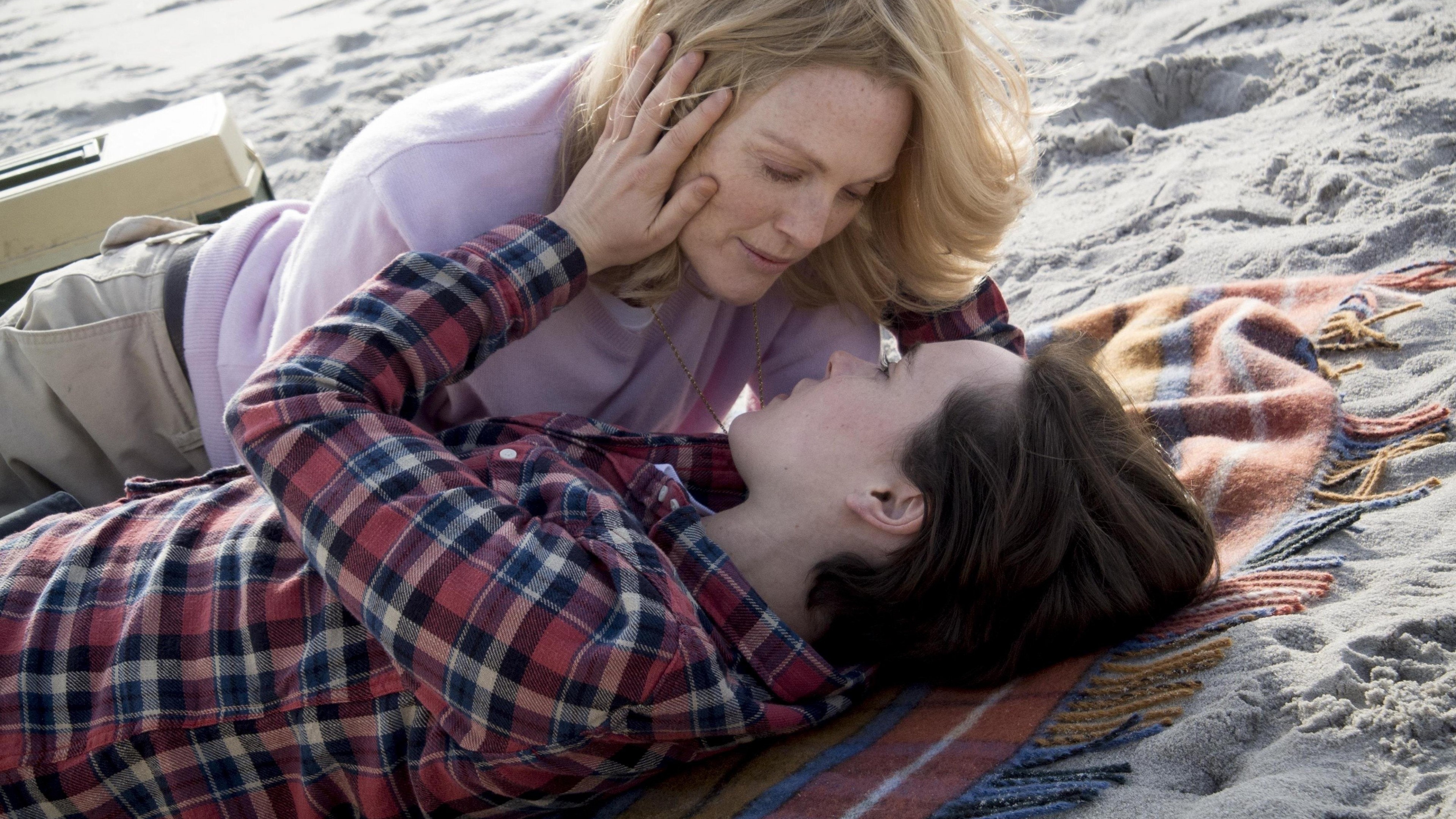 Julianne Moore, Freeheld movie, Ellen Page, Wallpaper, 3840x2160 4K Desktop