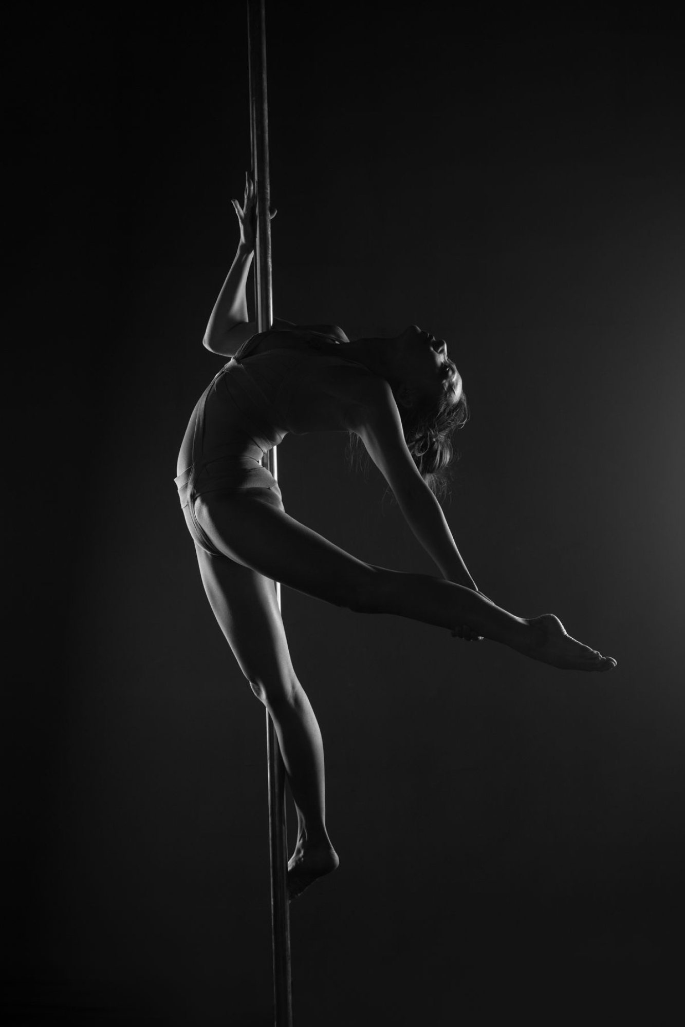 New hobby, Pole strength, Pole fitness, Pole dancing, 1340x2000 HD Phone