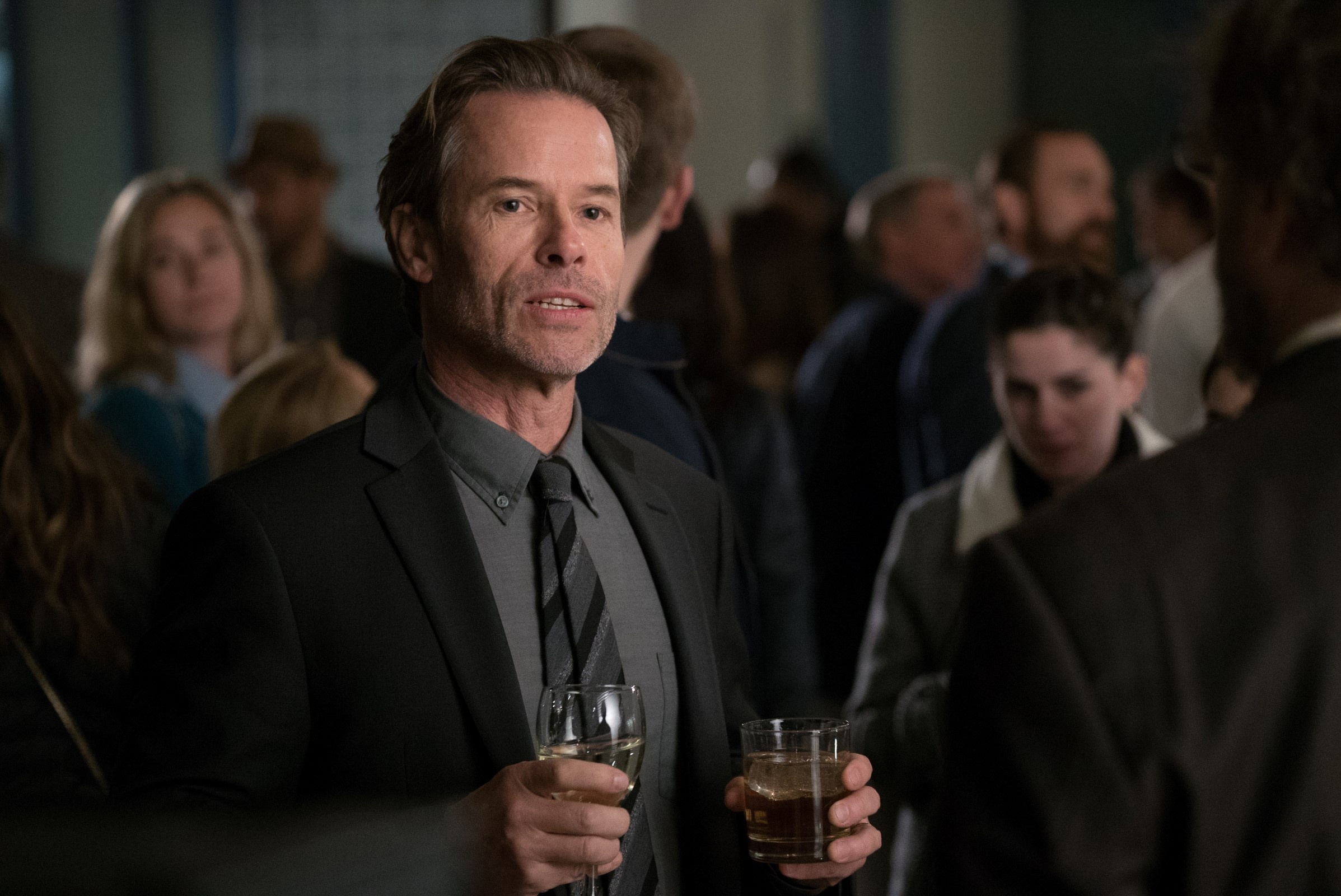 Guy Pearce, Spinning Man, Photo depiction, Allocine, 2400x1600 HD Desktop