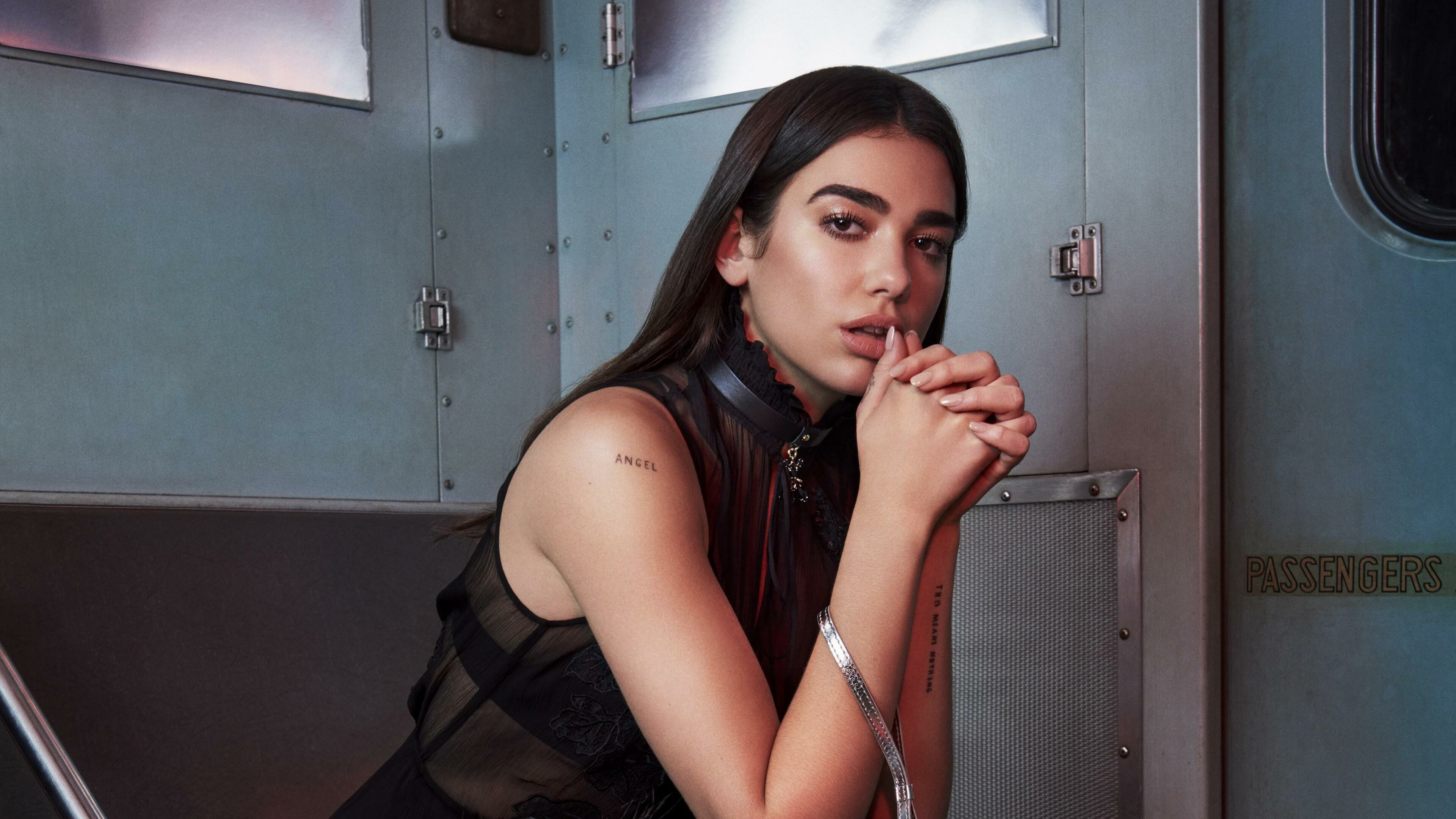 Dua Lipa, 4K backgrounds, Dancefloor anthem, Vocal powerhouse, 3840x2160 4K Desktop