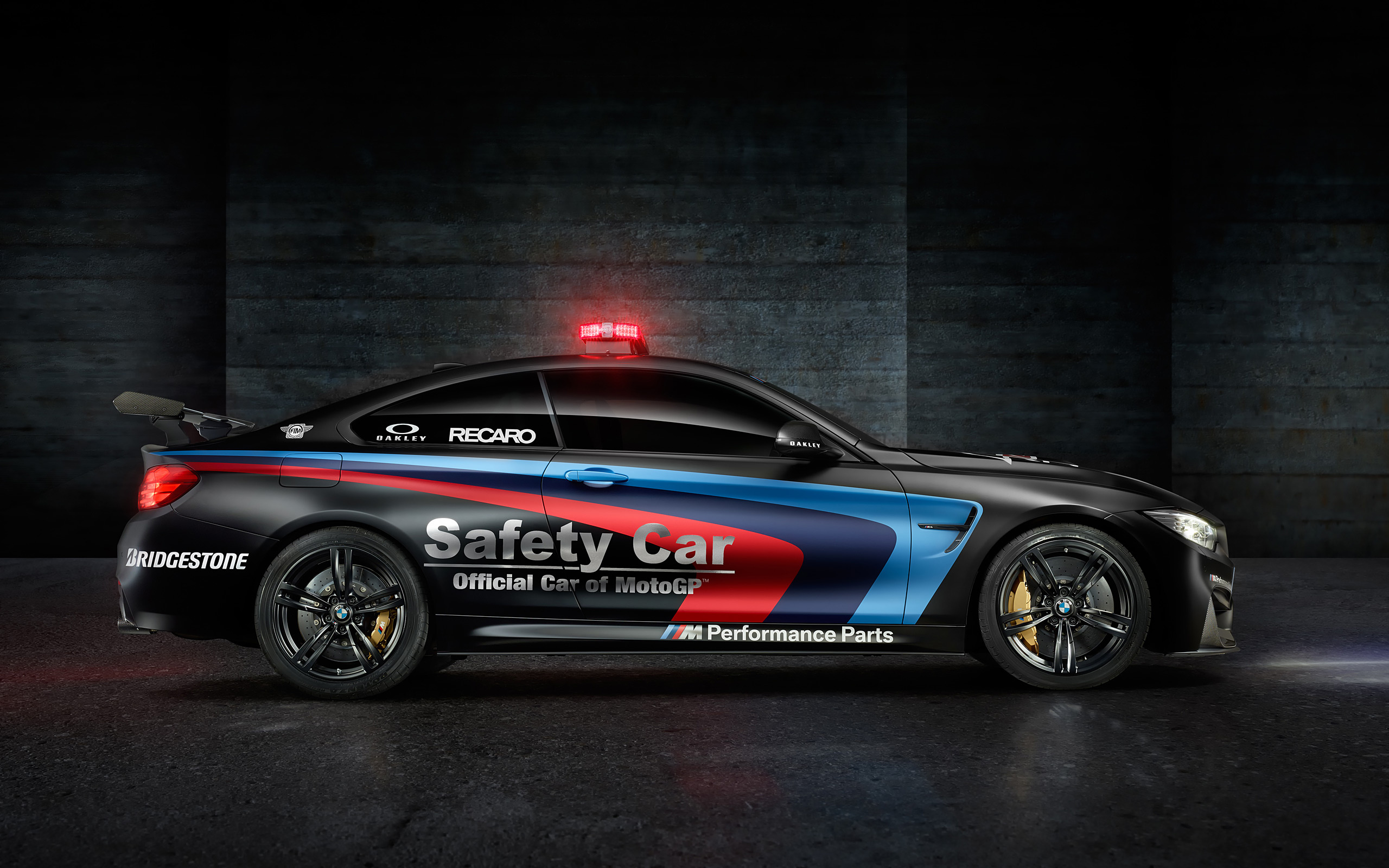 BMW M4 MotoGP Safety Car, BMW M Performance livery, Red roof emergency lightbar, HD Desktop wallpaper