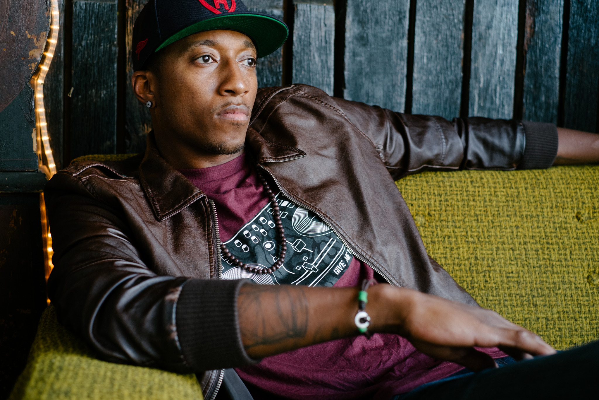 Lecrae, Rume auf, Doppelleben, Livenet, 2050x1370 HD Desktop