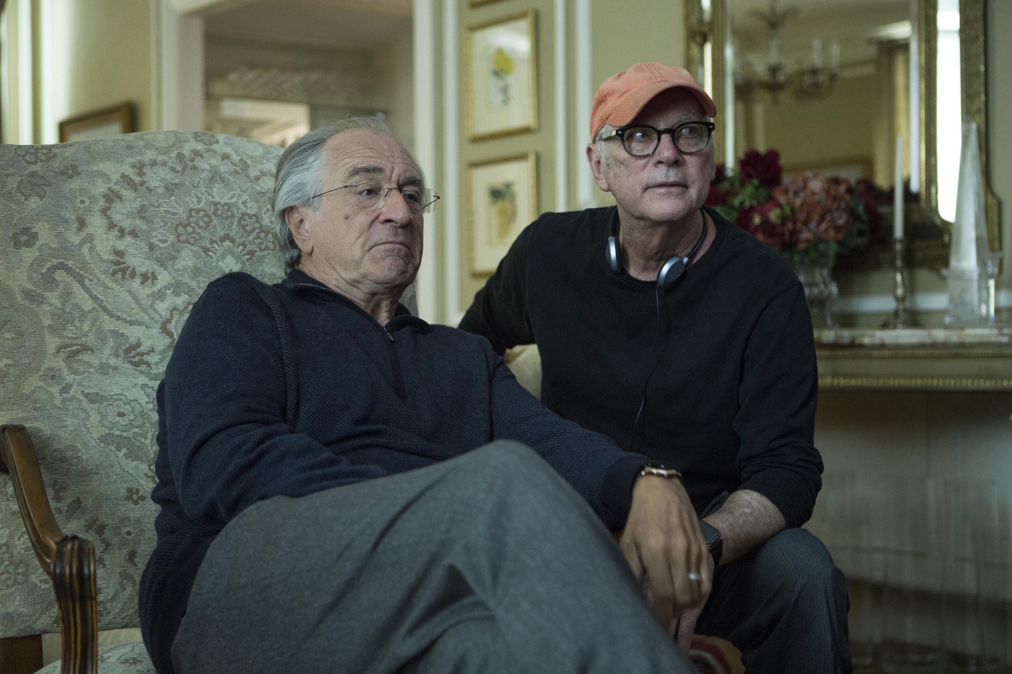Barry Levinson, Robert De Niro interview, Contemplating Trump, Political discourse, 2000x1340 HD Desktop