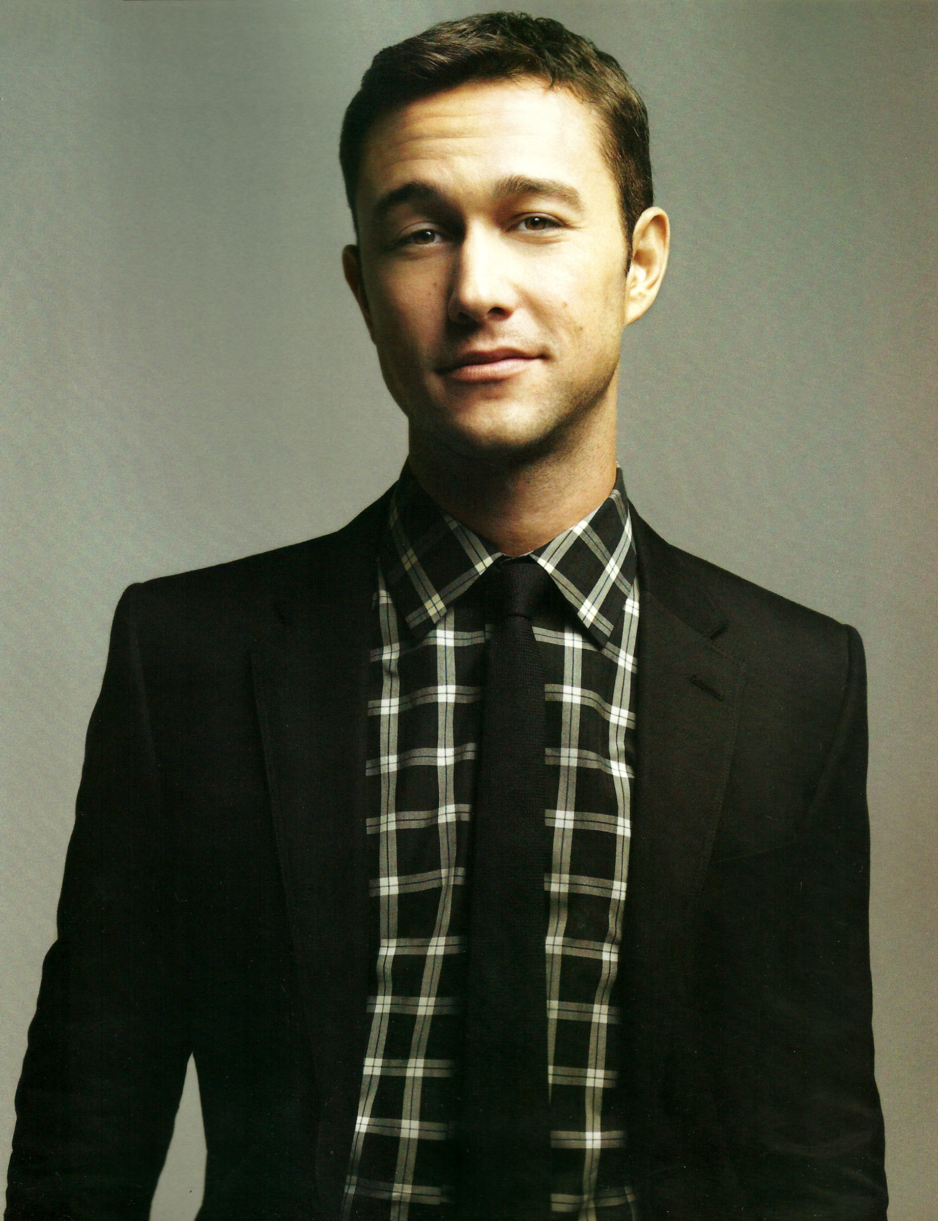 Joseph Gordon-Levitt wallpapers, High resolution images, Quality download, 1850x2400 HD Phone