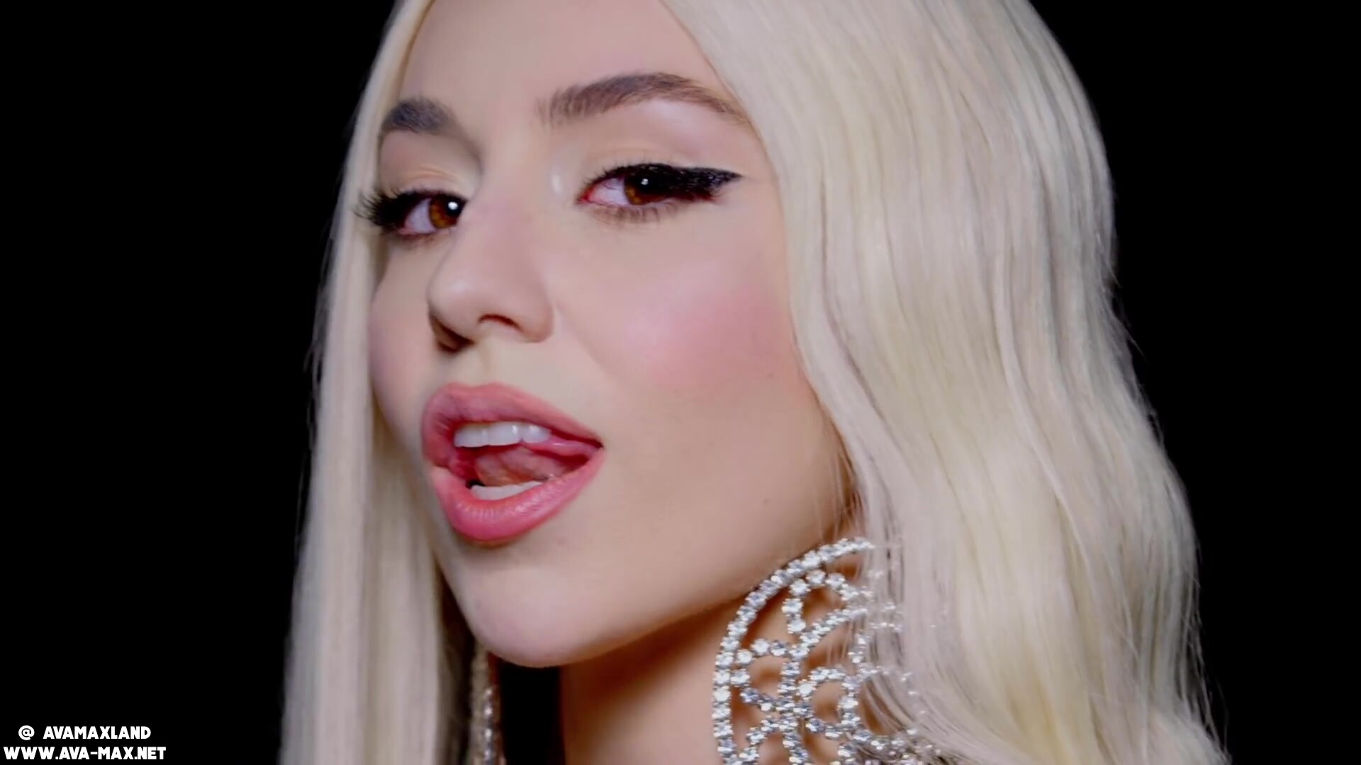 Ava Max, Catchy pop tunes, Empowering lyrics, Infectious energy, 1920x1080 Full HD Desktop