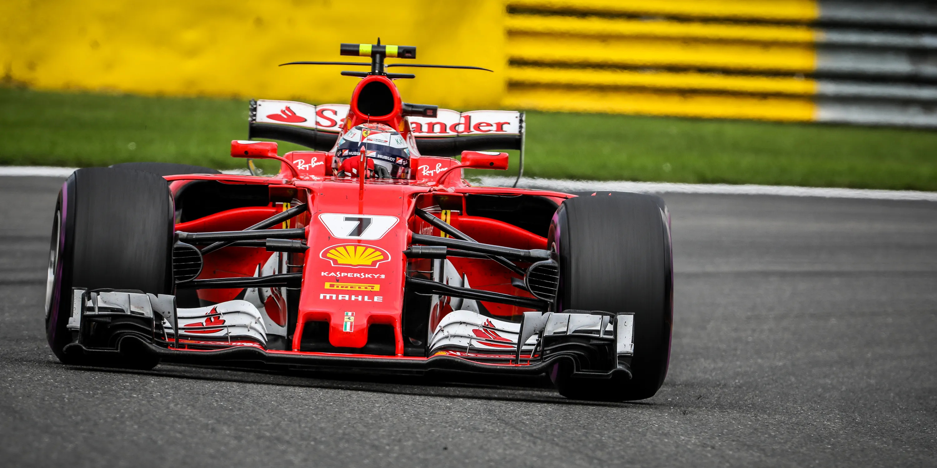 Ferrari SF70H Hungaroring, F1 Race Wallpaper, 3000x1500 Dual Screen Desktop