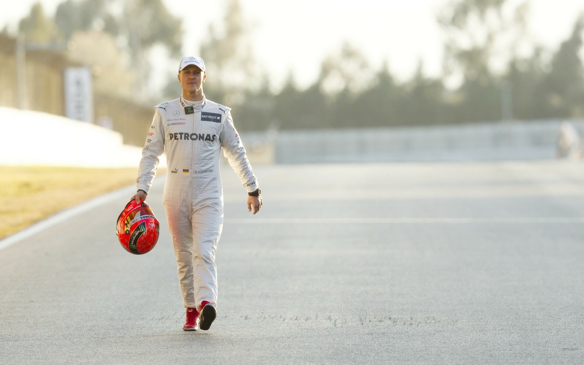 Michael Schumacher, Motorsport icon, Racing greatness, Track supremacy, 1920x1200 HD Desktop