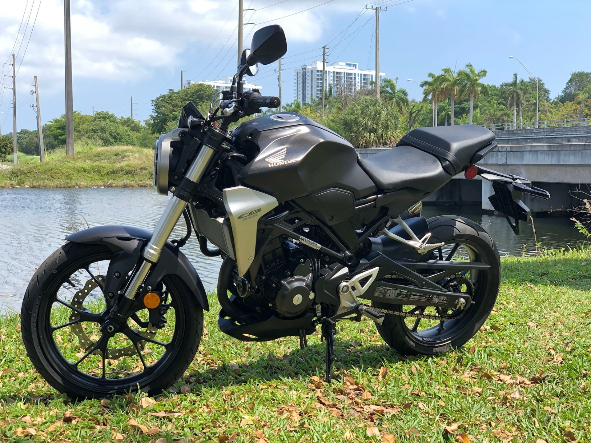 Honda CB300R, Certified pre-owned, Matte gray metallic, North Miami Beach, 1920x1440 HD Desktop