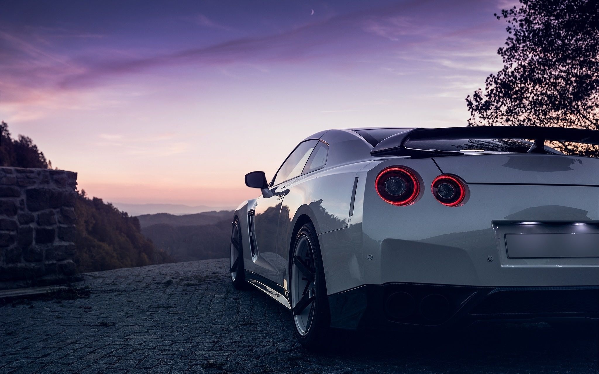 Nissan Skyline GT-R R35, Top free backgrounds, Legendary performance, Enduring legacy, 2050x1280 HD Desktop