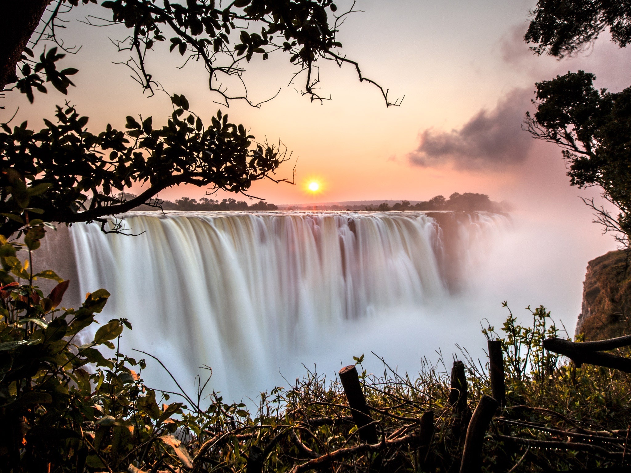 Devil's Pool, Zambia, Nature's infinity pool, Cond Nast Traveler, 2050x1540 HD Desktop