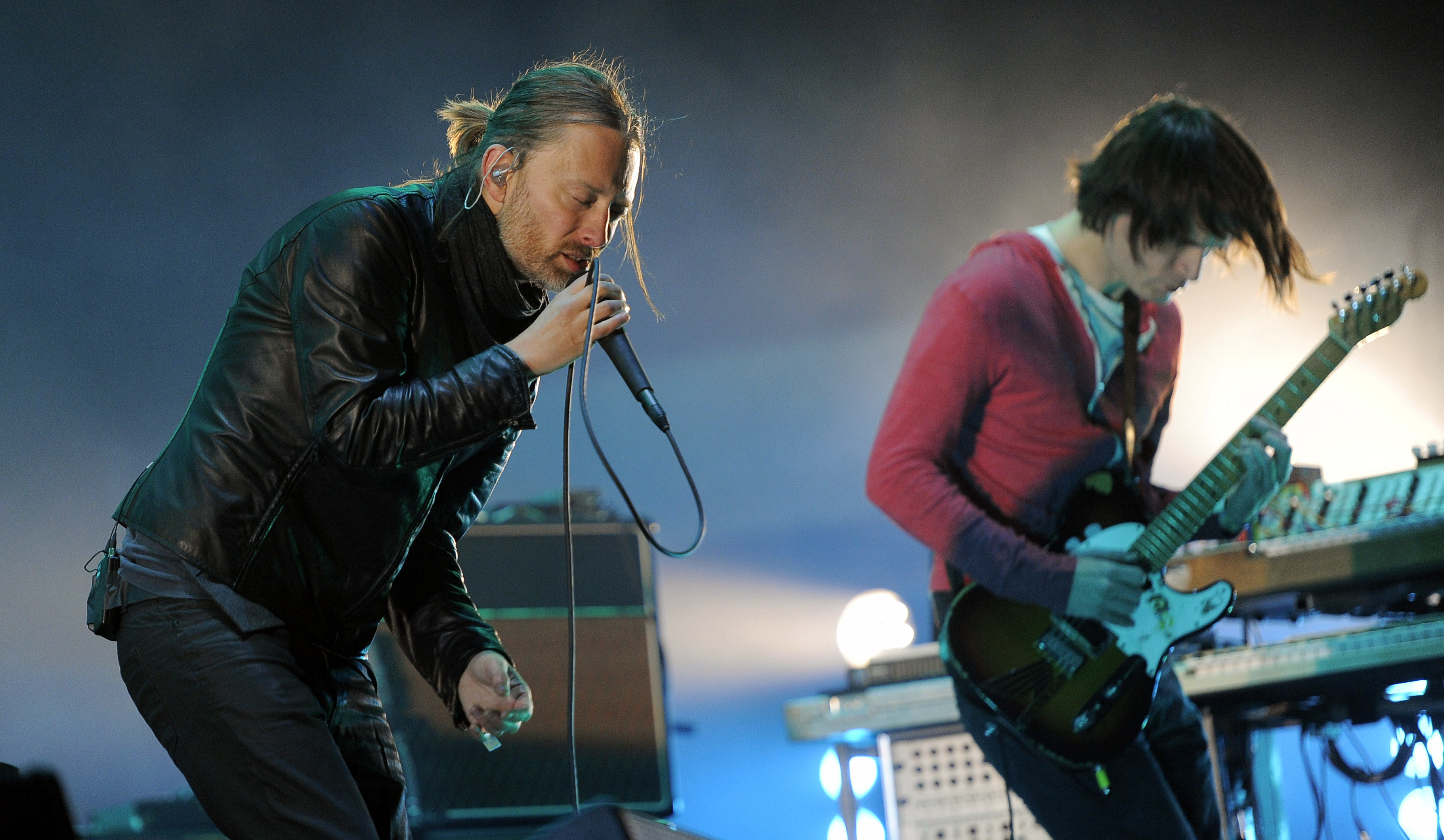 Radiohead, Listening party in Istanbul, Attacked, 3650x2120 HD Desktop