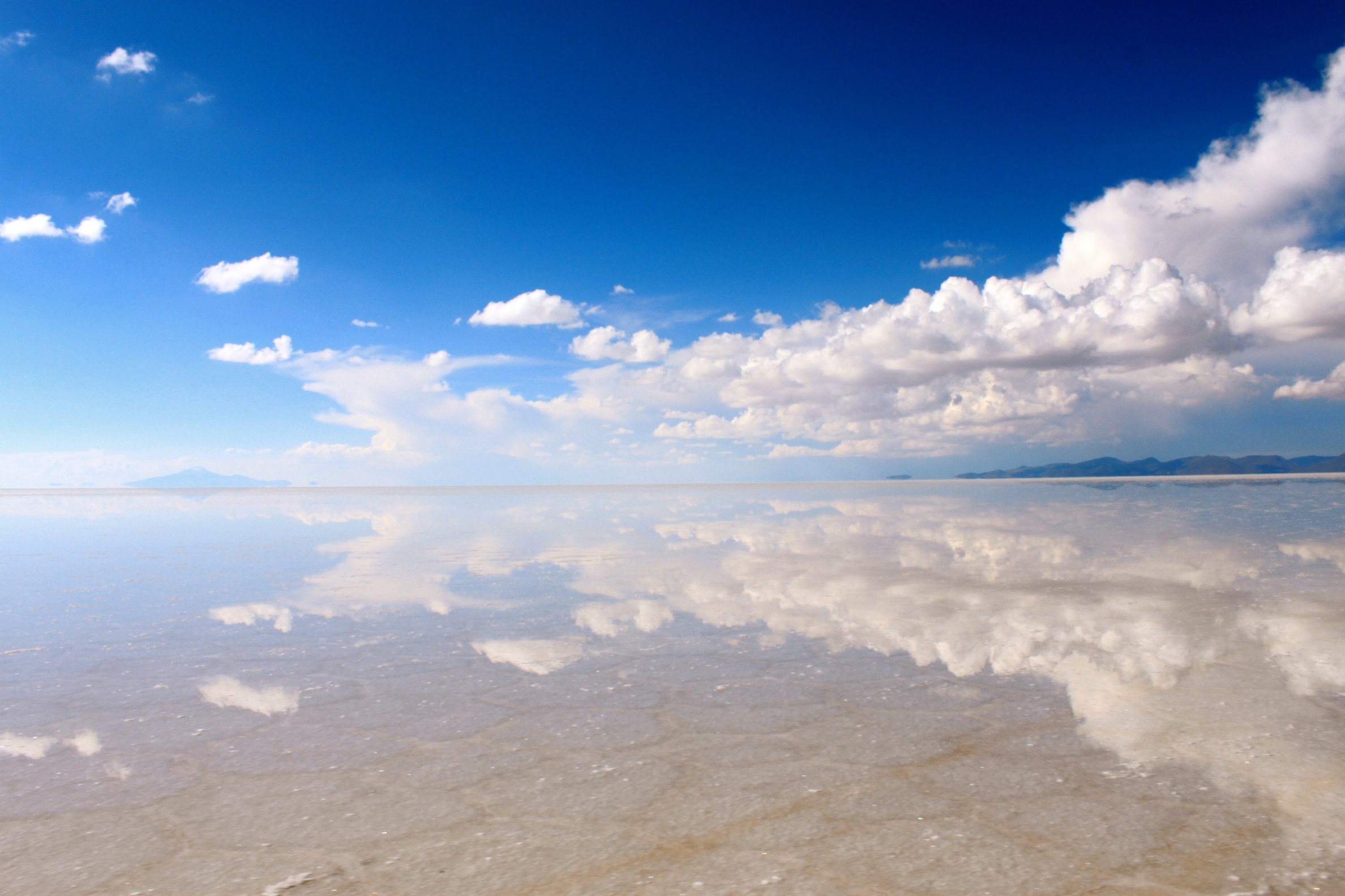 Salar De Uyuni, Bolivia, Wallpapers, Gournay, 2380x1590 HD Desktop