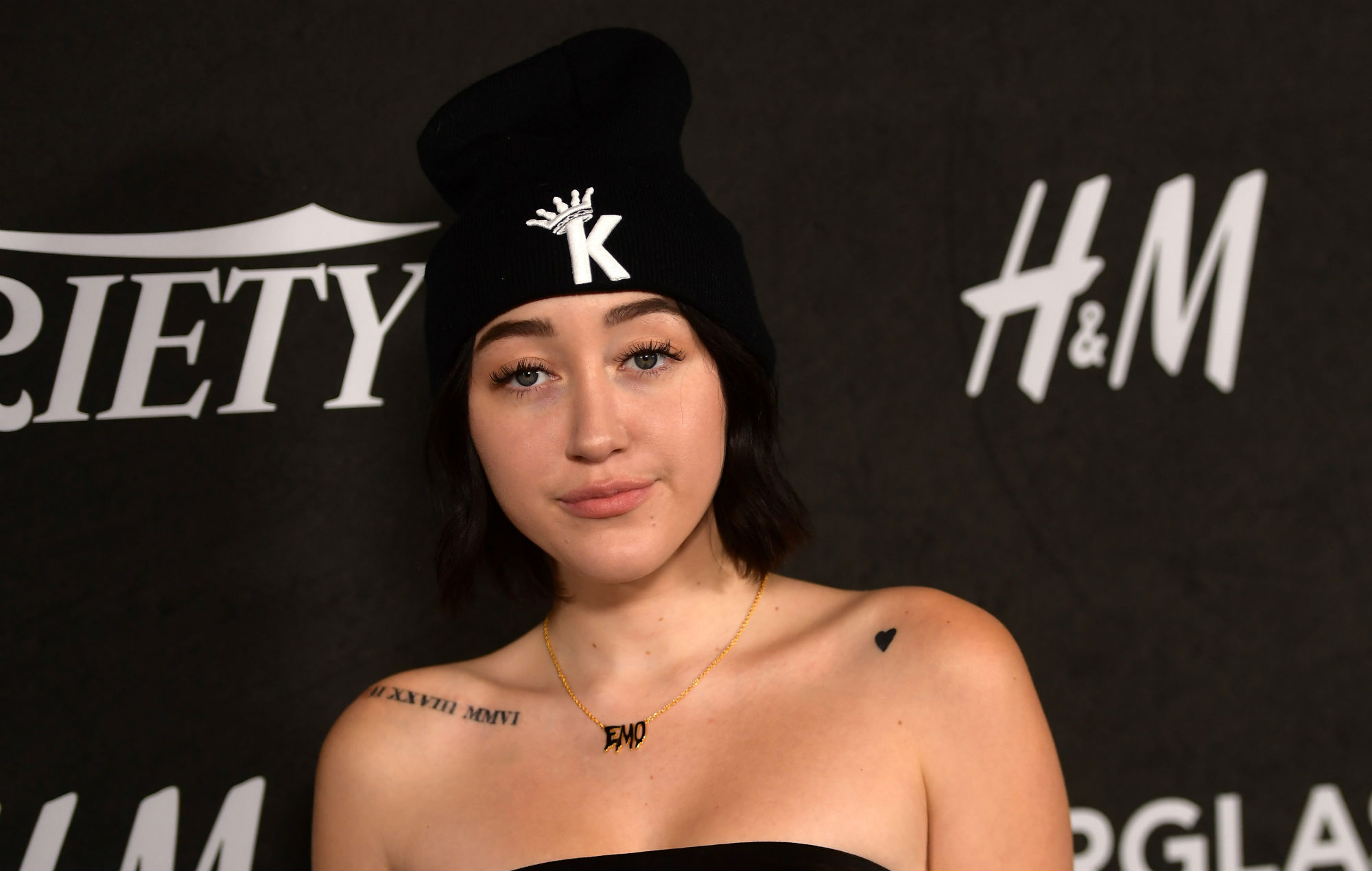 Noah Cyrus, Reimburse fans, GoFundMe campaign, Bottle of tears, 2000x1270 HD Desktop