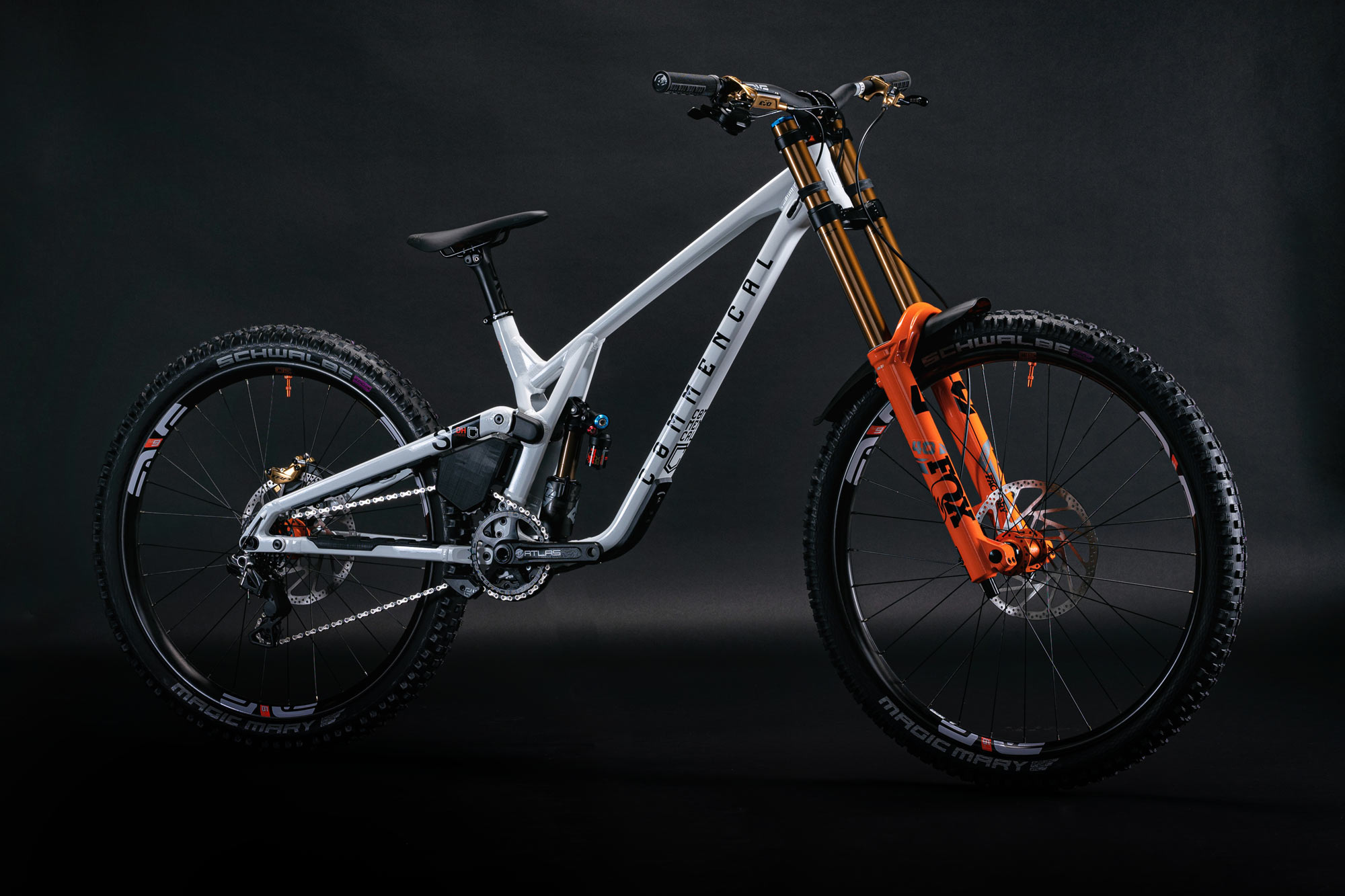 Commencal, Supreme DH V5 alloy, 2000x1340 HD Desktop