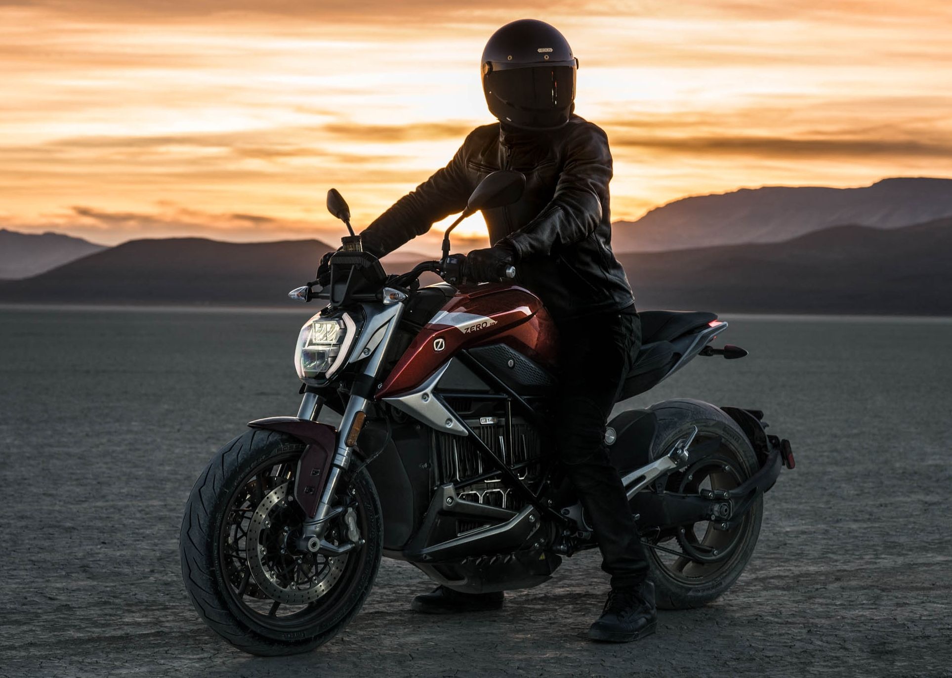 Zero SR/F, Electric motorcycle, Impressive power, High-speed capabilities, 1930x1380 HD Desktop