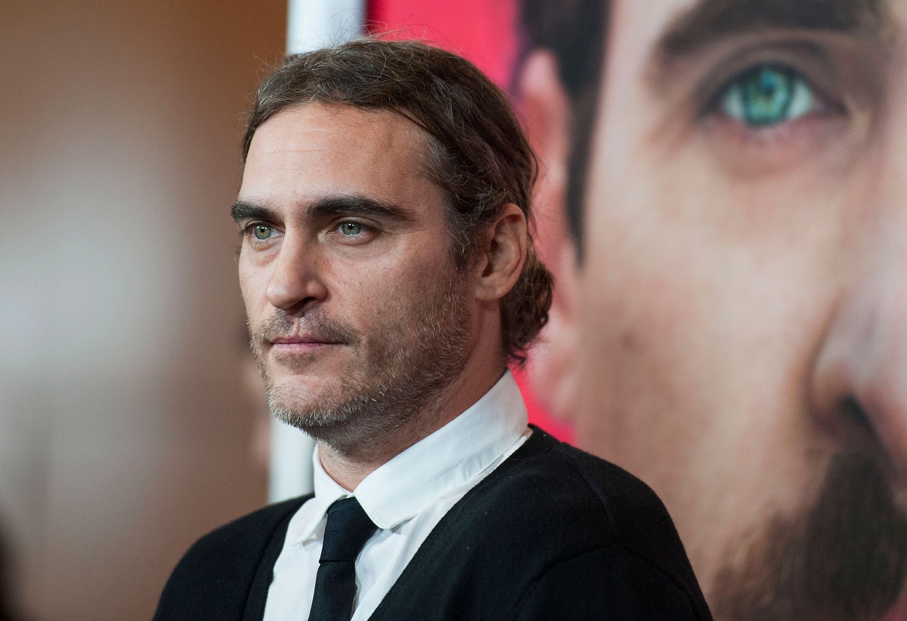 Joaquin Phoenix, Captivating stills, Desktop wallpapers, Celeb photos, 3000x2060 HD Desktop