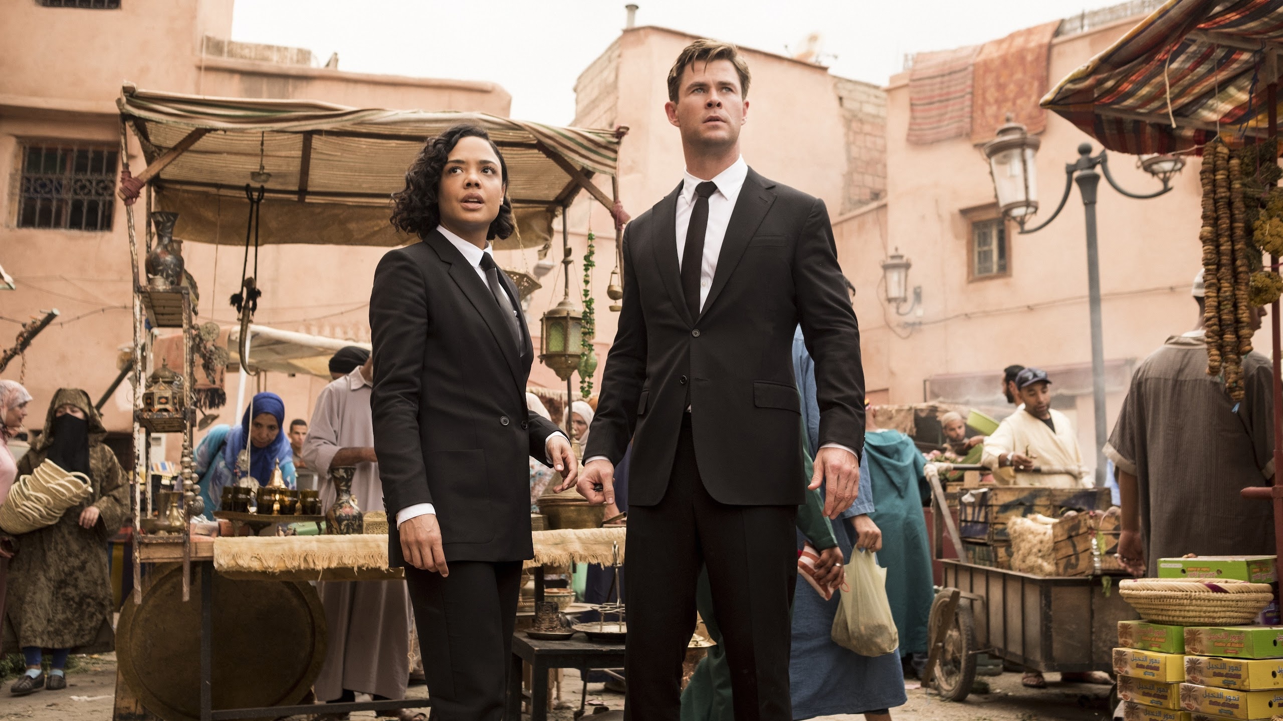 Chris Hemsworth, Men in Black International, Tessa Thompson, PC desktop, 2560x1440 HD Desktop