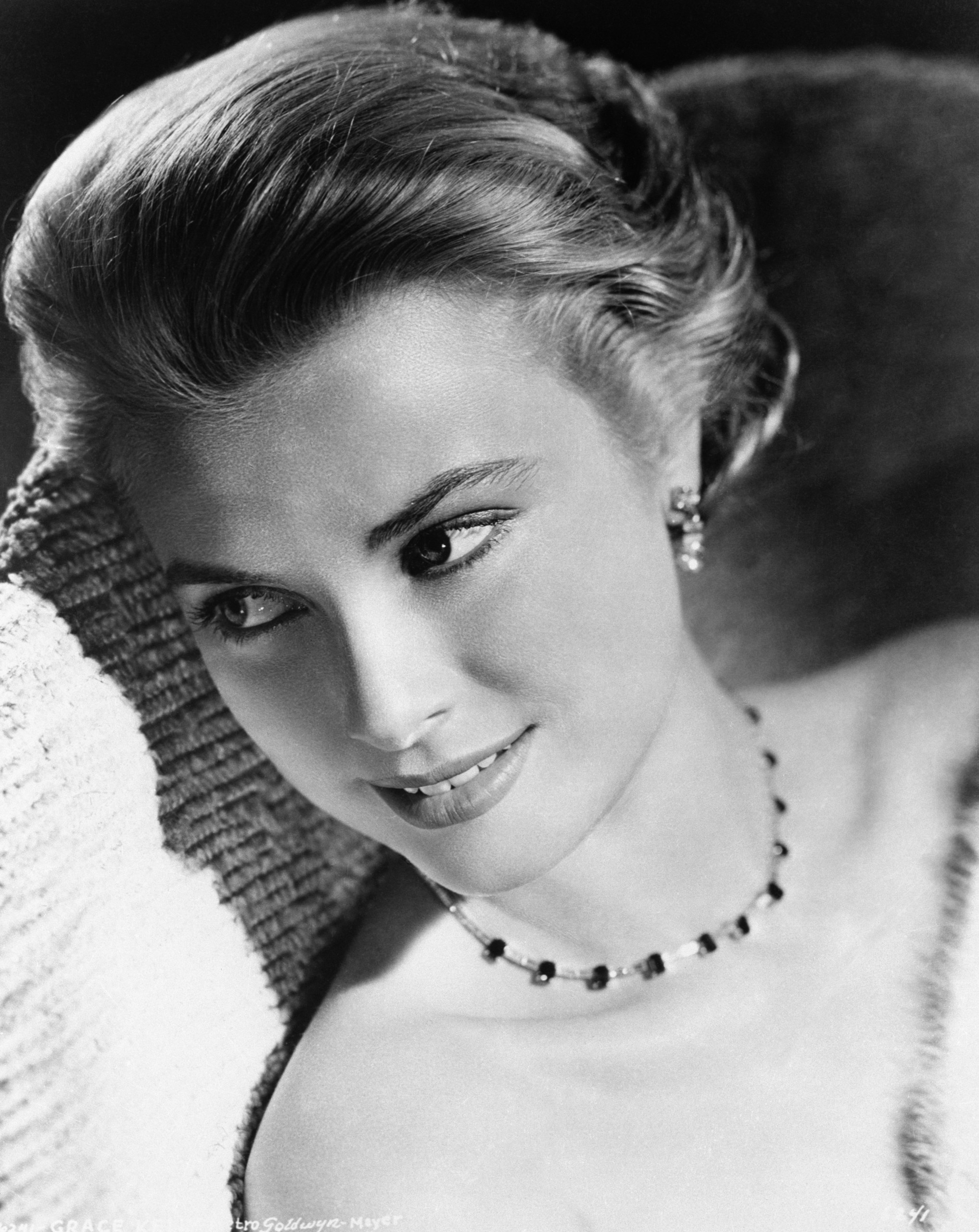 Grace Kelly Movies, Grace Kelly's elegance, Fanpop, Classic Hollywood, 2040x2560 HD Phone