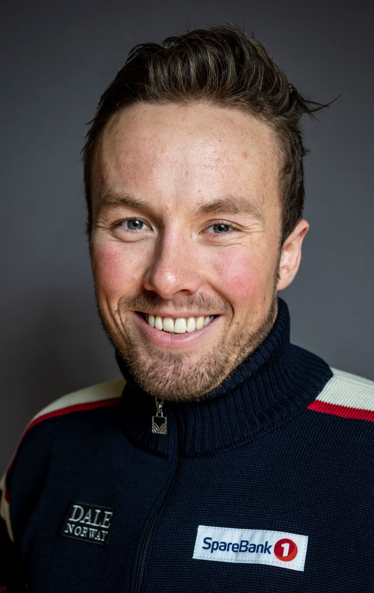Emil Iversen, Skiing prodigy, Thrilling competitions, Unyielding perseverance, 1300x2050 HD Phone
