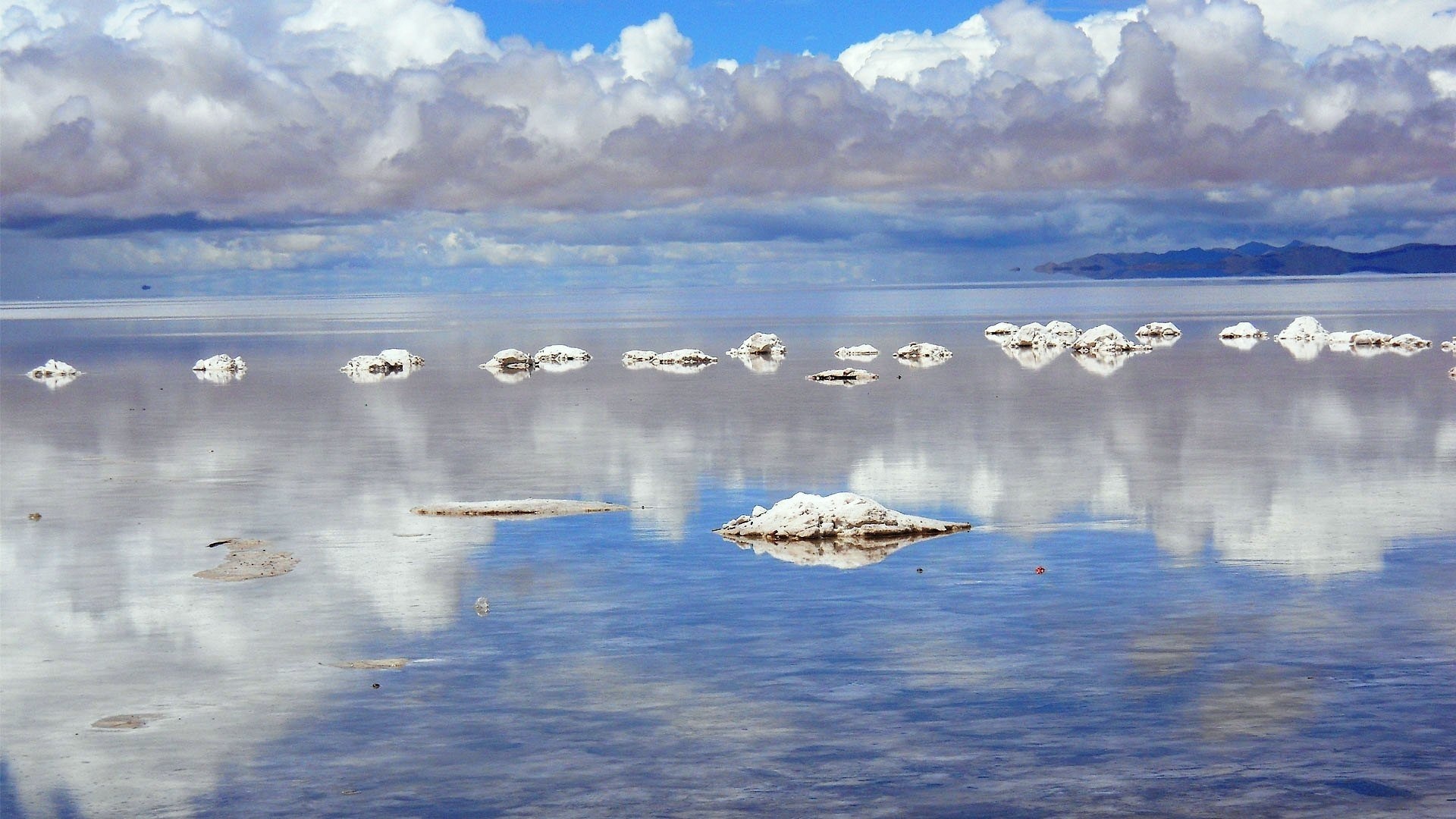 Salar de Uyuni salt flats, Bolivia HD wallpaper, 1920x1080 Full HD Desktop