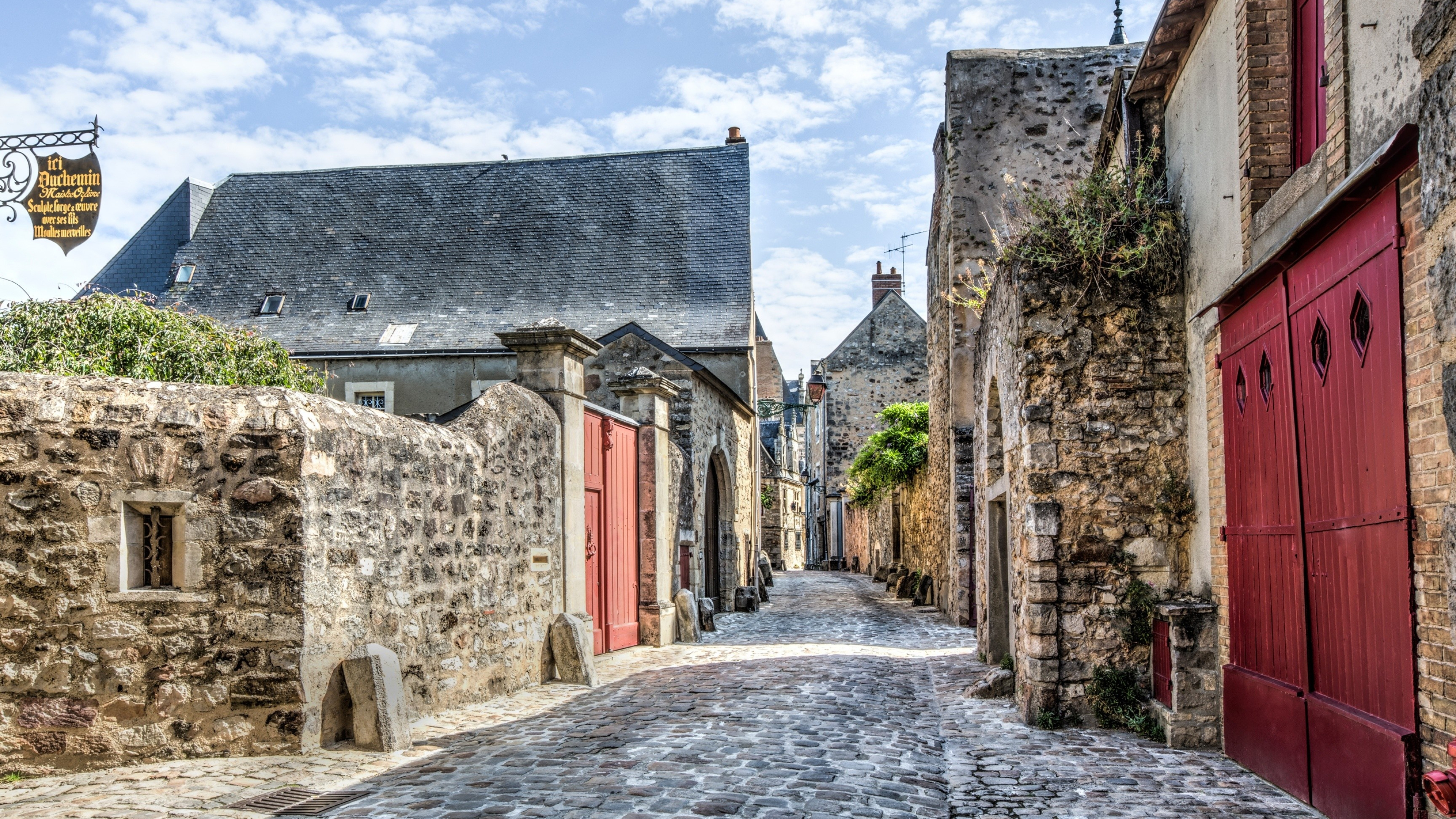 Historical alleys, Ancient architecture, Residential streets, Charming village vibes, 3840x2160 4K Desktop