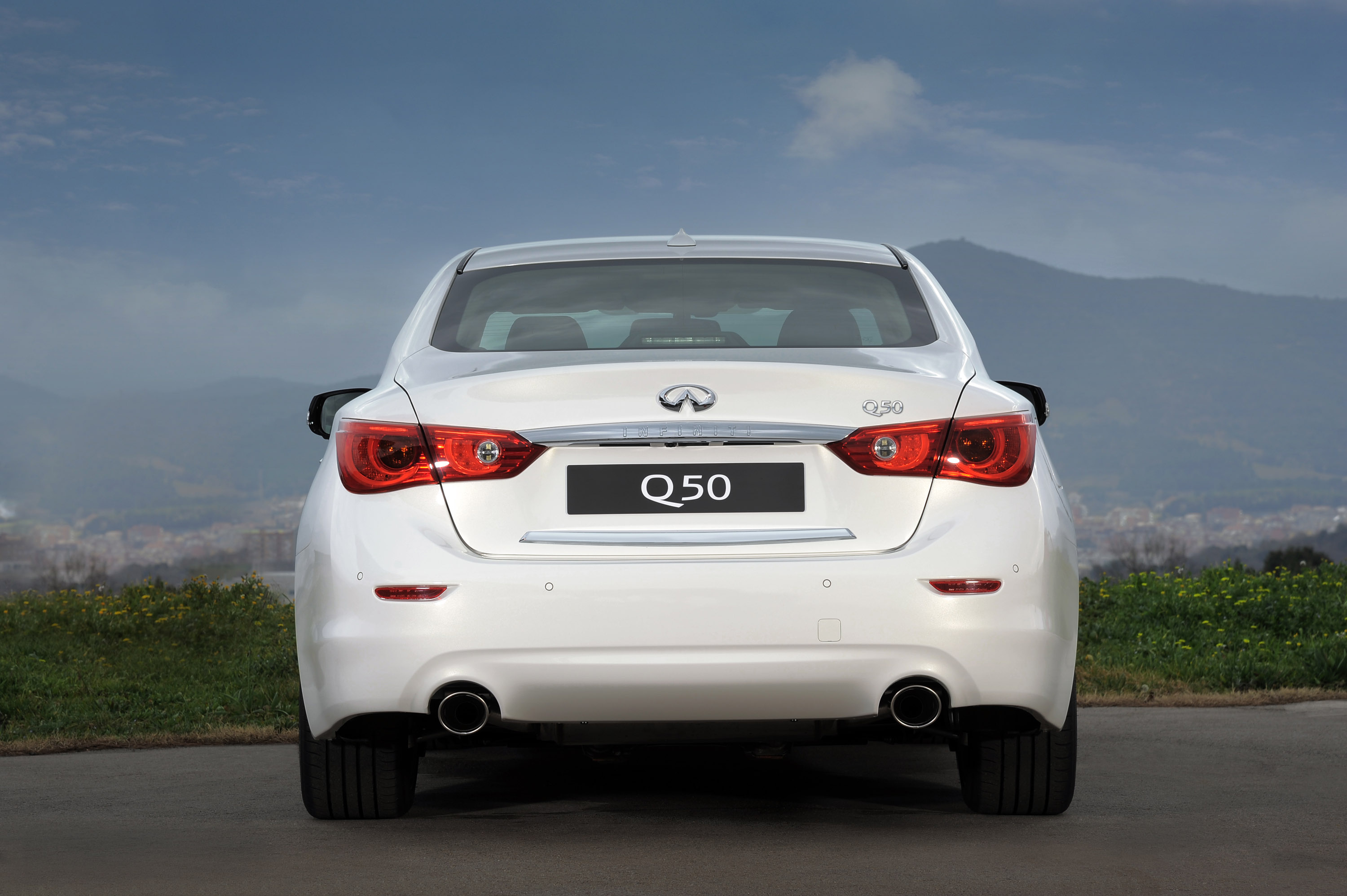 Infiniti Q50, Sleek and stylish, HD picture, Luxury sedan, 3000x2000 HD Desktop