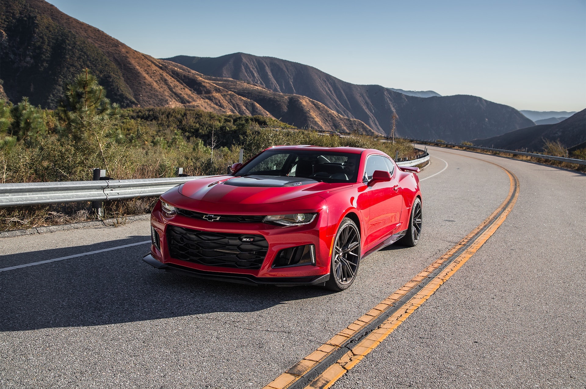 Camaro ZL1, 2017 Chevrolet Camaro, First test, Brute squad goals, 1920x1280 HD Desktop