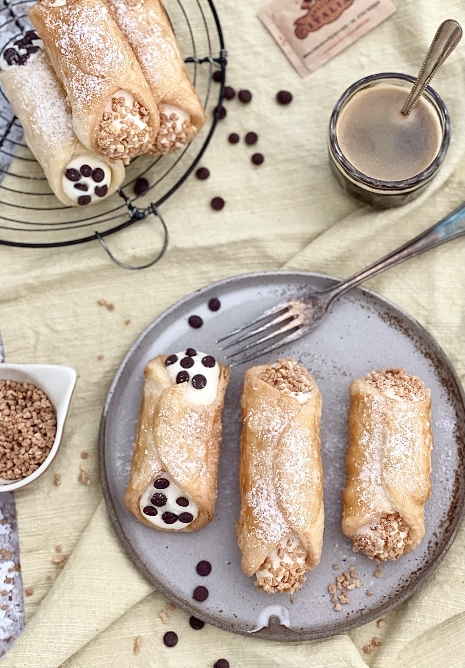 Classic cannoli, Creamy filling, Traditional recipe, Delicious rolls, 1480x2130 HD Phone