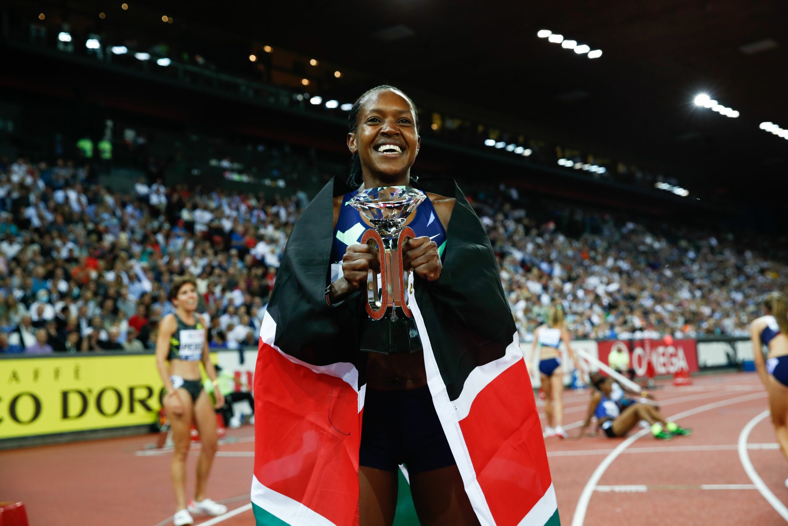 Faith Kipyegon, Women's world rankings, American rankings, Epic seasons, 2560x1710 HD Desktop